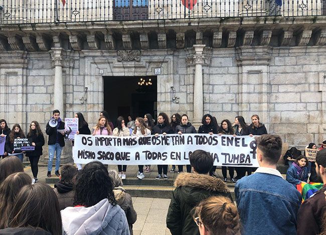 Los Estudiantes Del Bierzo Se Suman A La Huelga Feminista Convocada