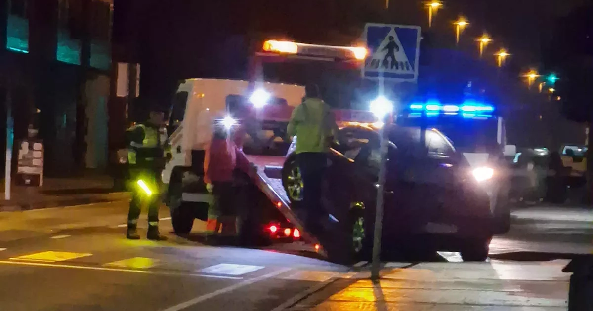 Choque Frontal Entre Dos Turismos En Camponaraya