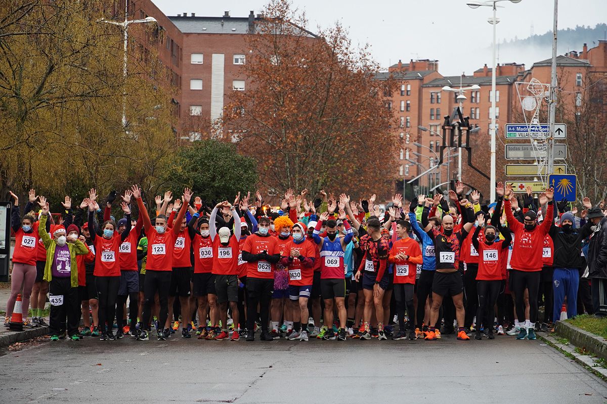 Ponferrada Recupera La San Silvestre Que Ti E La Lluvia De Alegr A Y