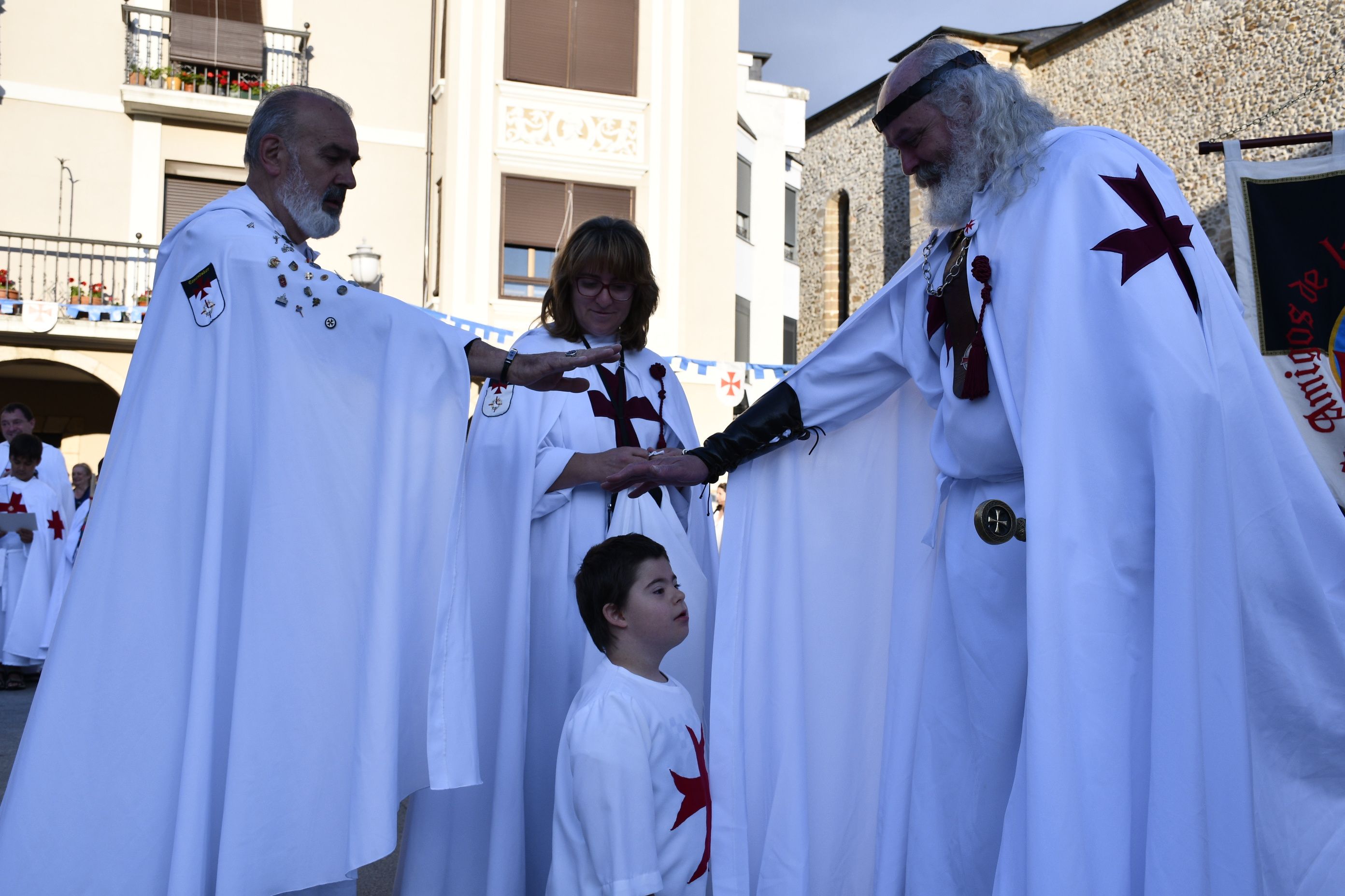 Ordenamiento pequeños escuderos en la Noche Templaria de Ponferrada (61)