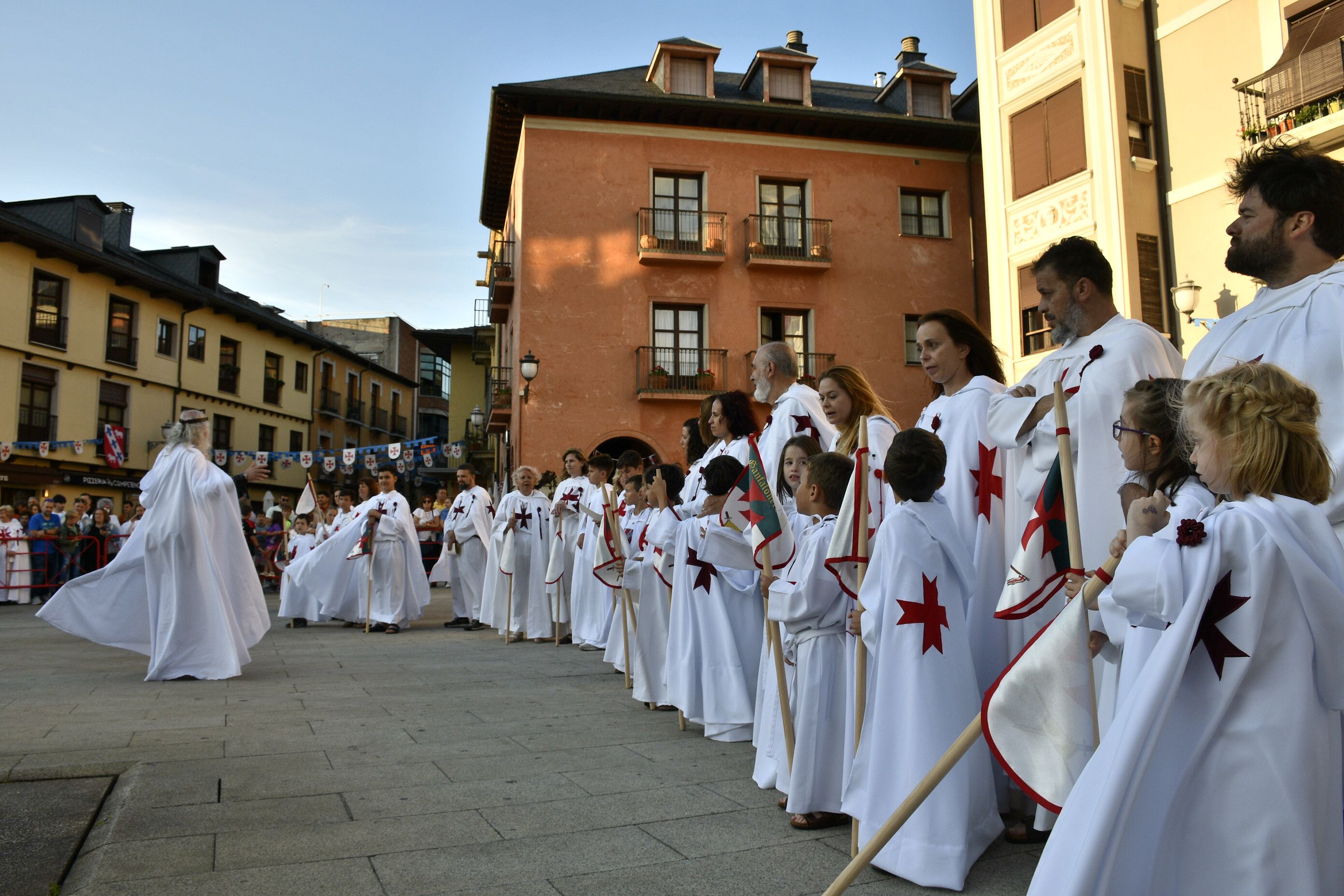 Ordenamiento pequeños escuderos en la Noche Templaria de Ponferrada (86)