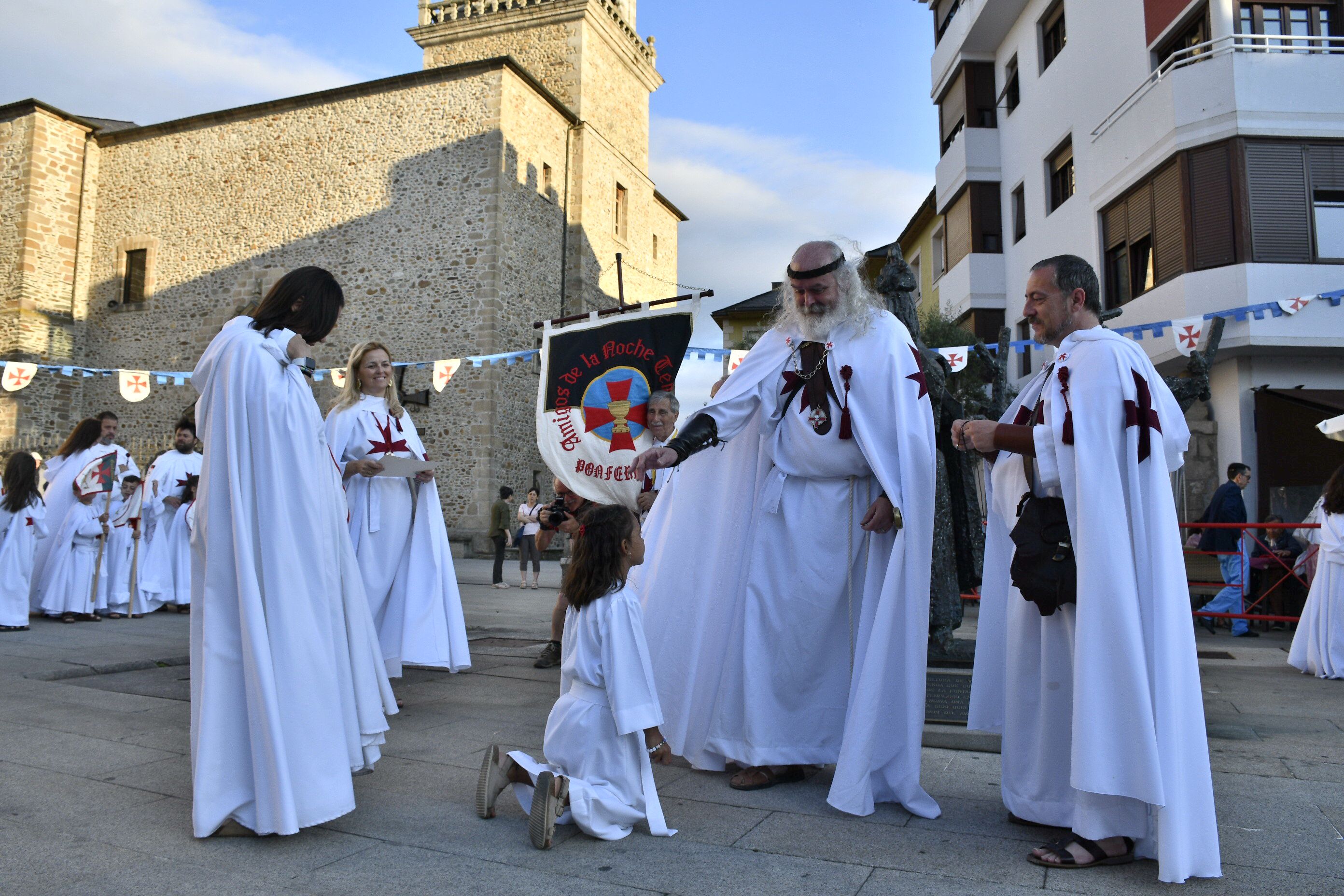 Ordenamiento pequeños escuderos en la Noche Templaria de Ponferrada (89)