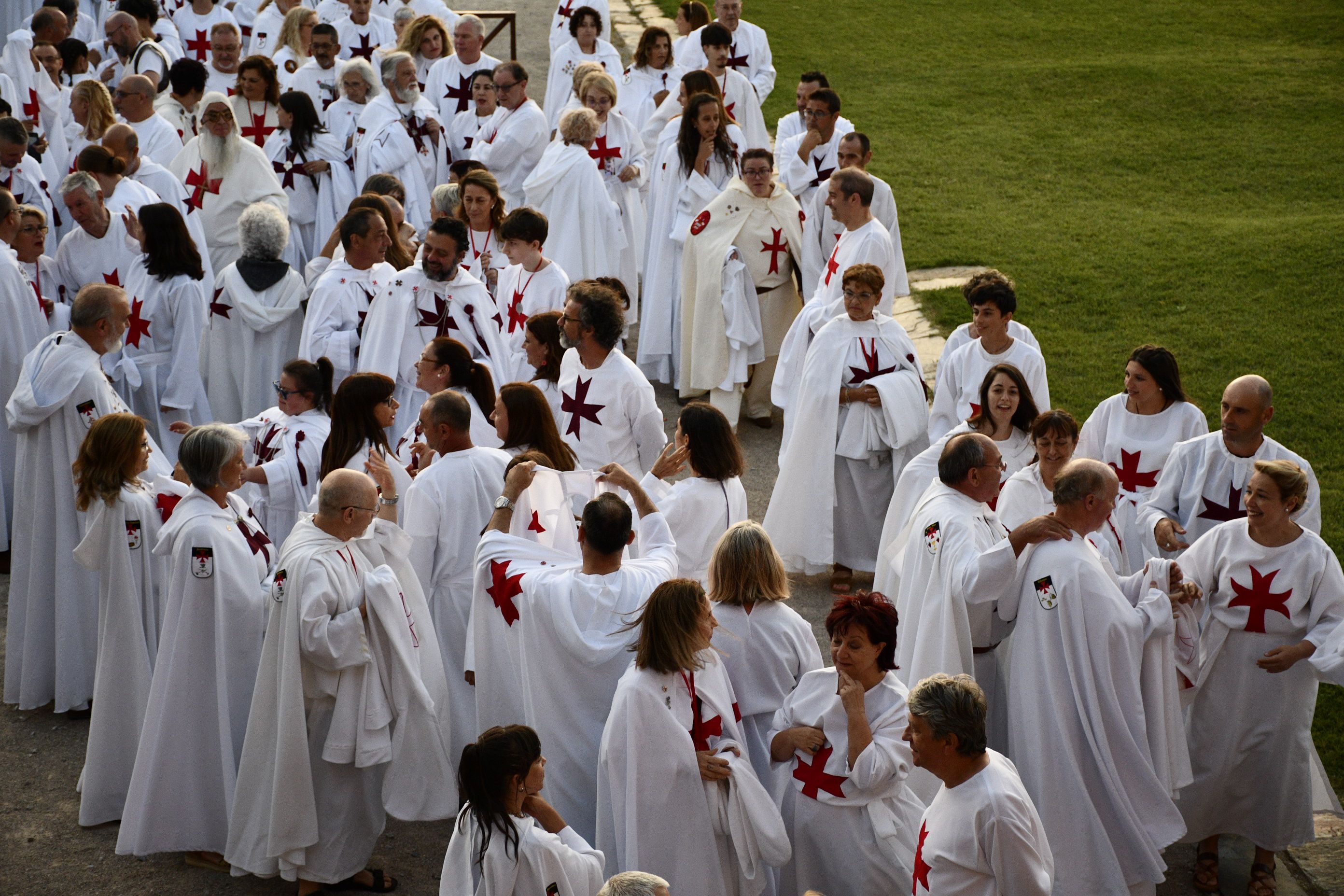 Ordenación de nuevos caballeros de la Noche Templaria