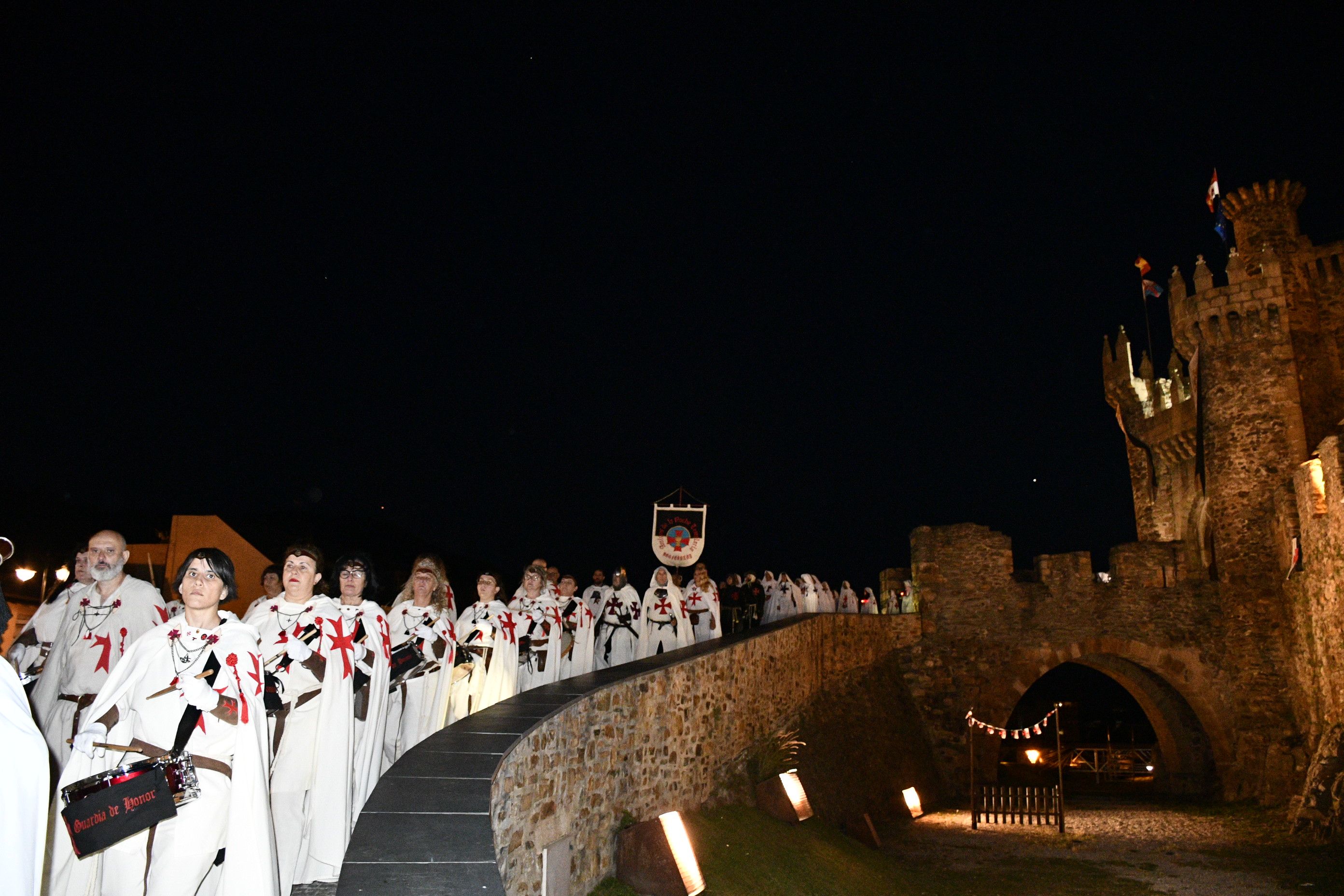 Ofrenda en la Noche Templaria