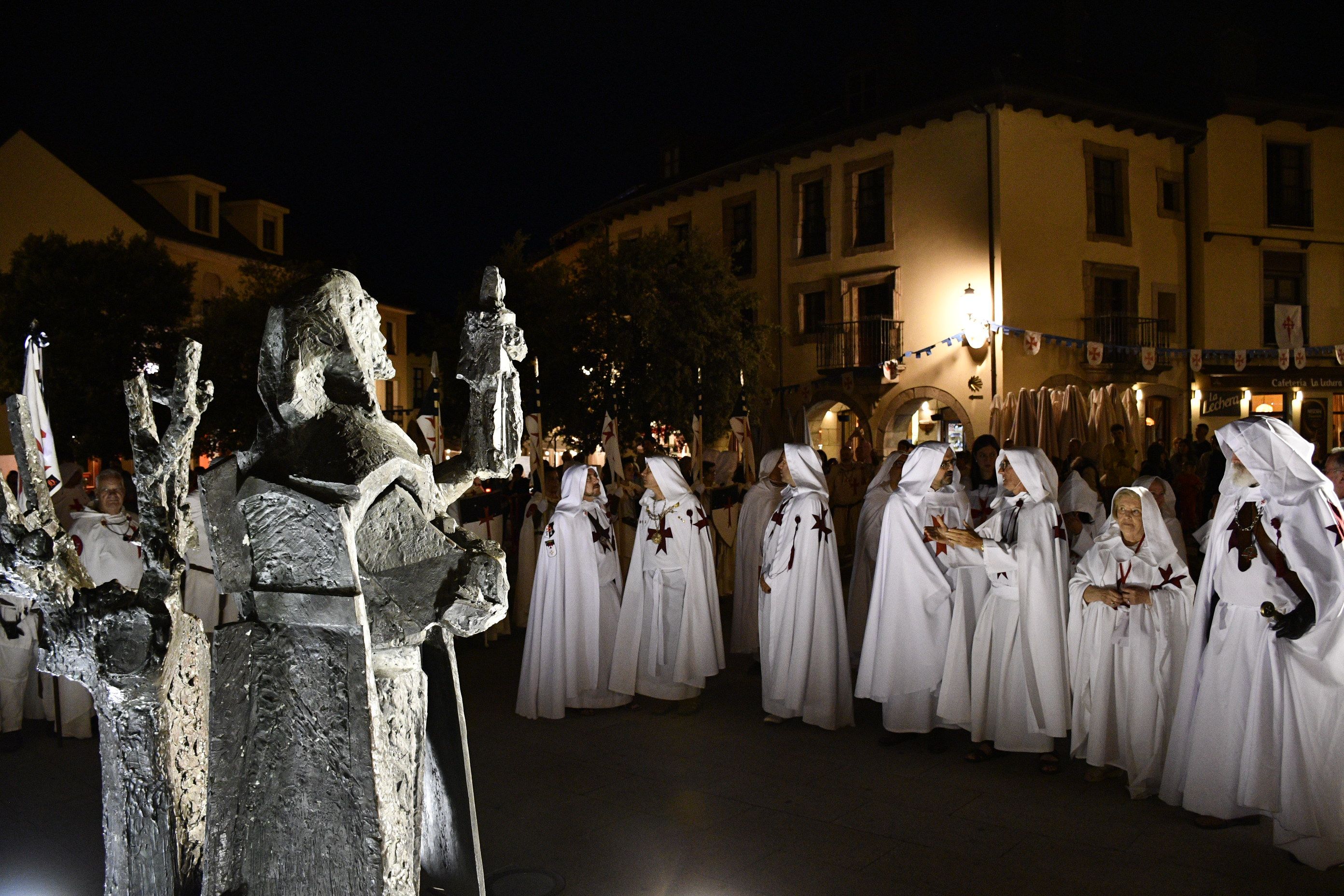 Ofrenda en la Noche Templaria