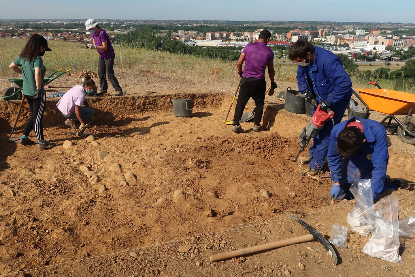 Excavación arqueológica de la Judería de Puente Castro, León