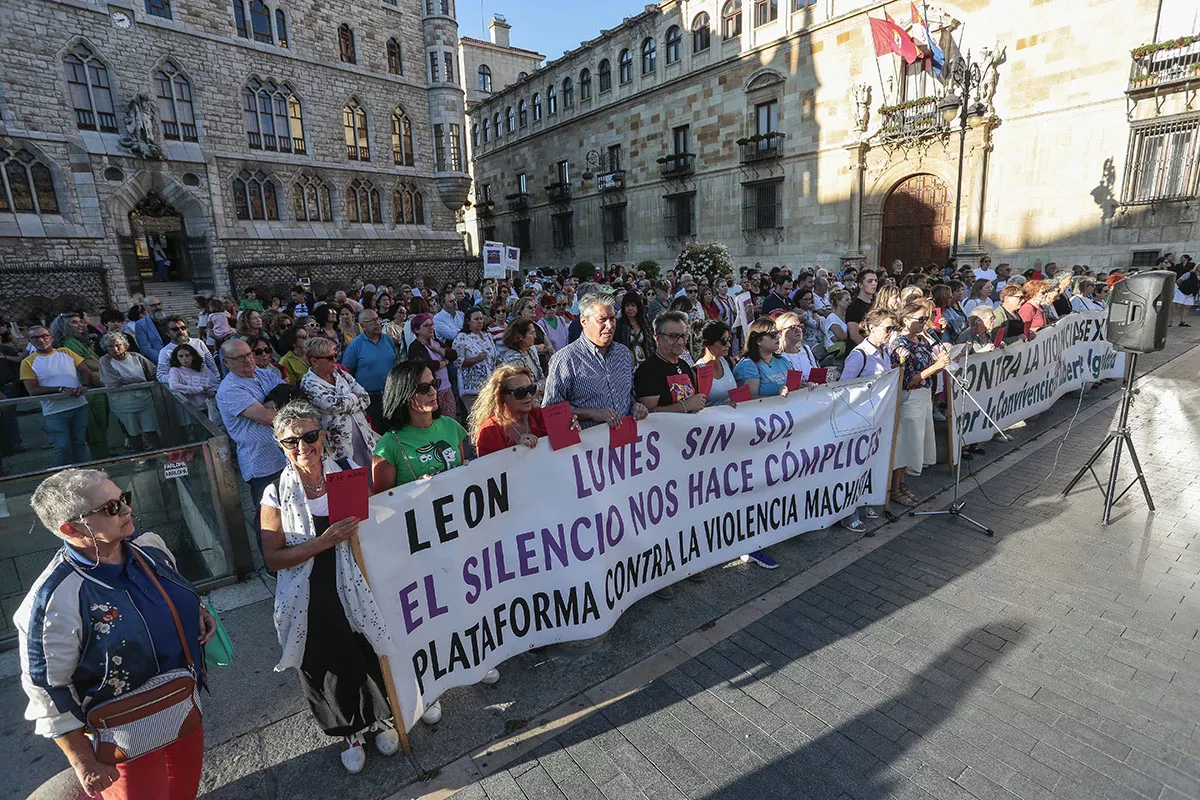 La Plataforma contra la Violencia Machista de León convoca nuevo ‘Lunes sin sol’