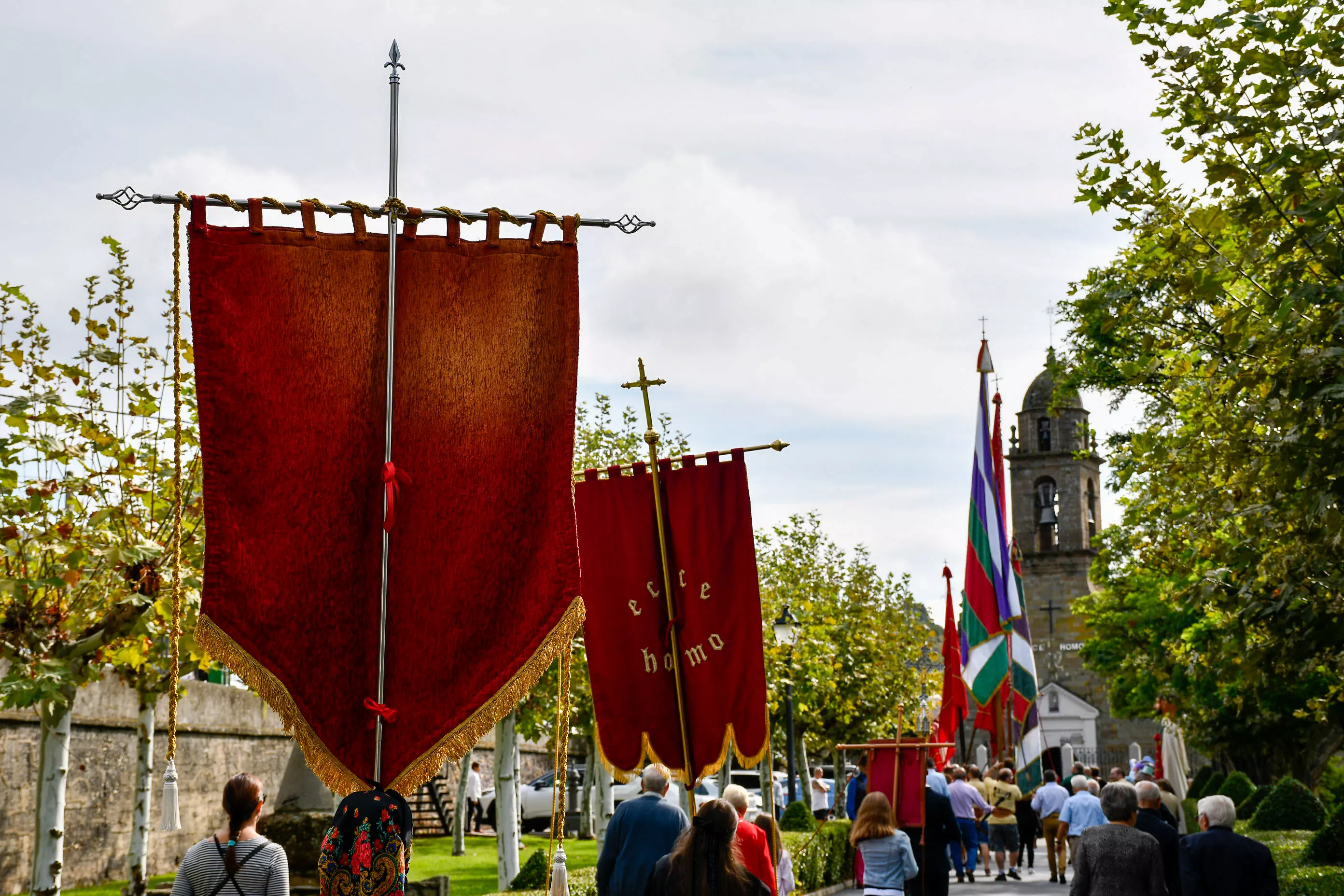  Tradicional procesión y comitiva de autoridades en el día del Cristín de Bembibre  (62)