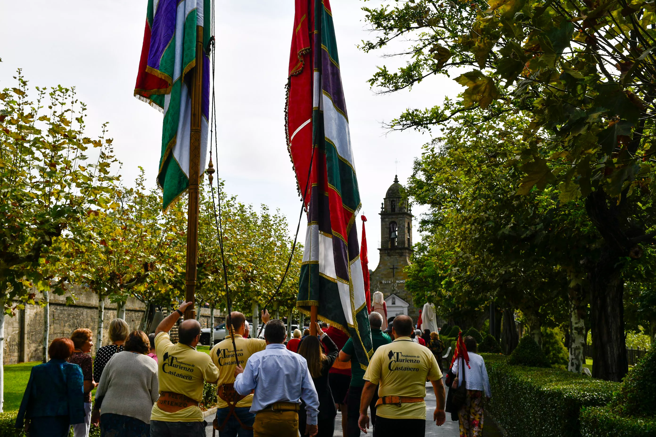  Tradicional procesión y comitiva de autoridades en el día del Cristín de Bembibre  (95)