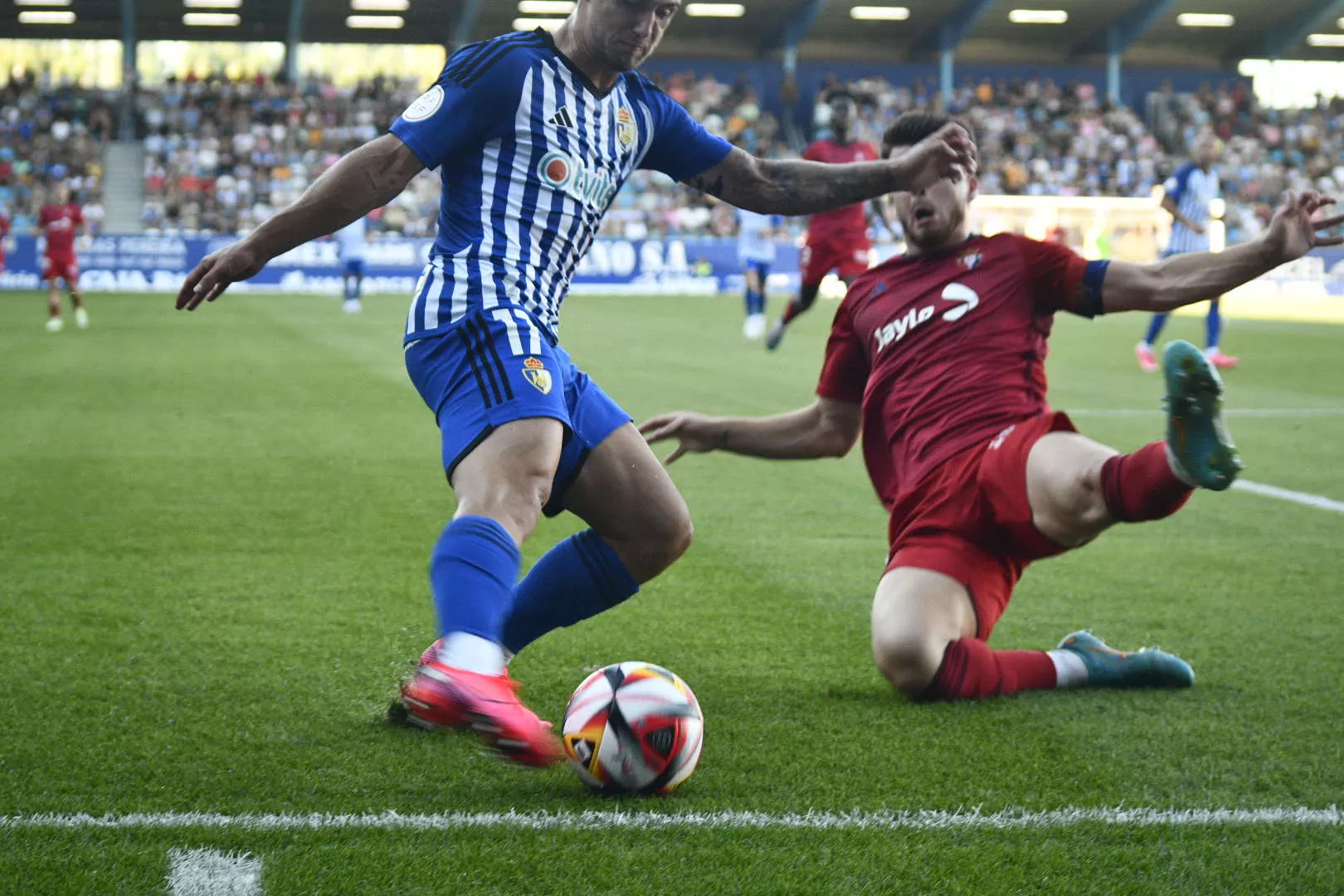 Fotos del partido entre la Ponferradina y el Osasuna B