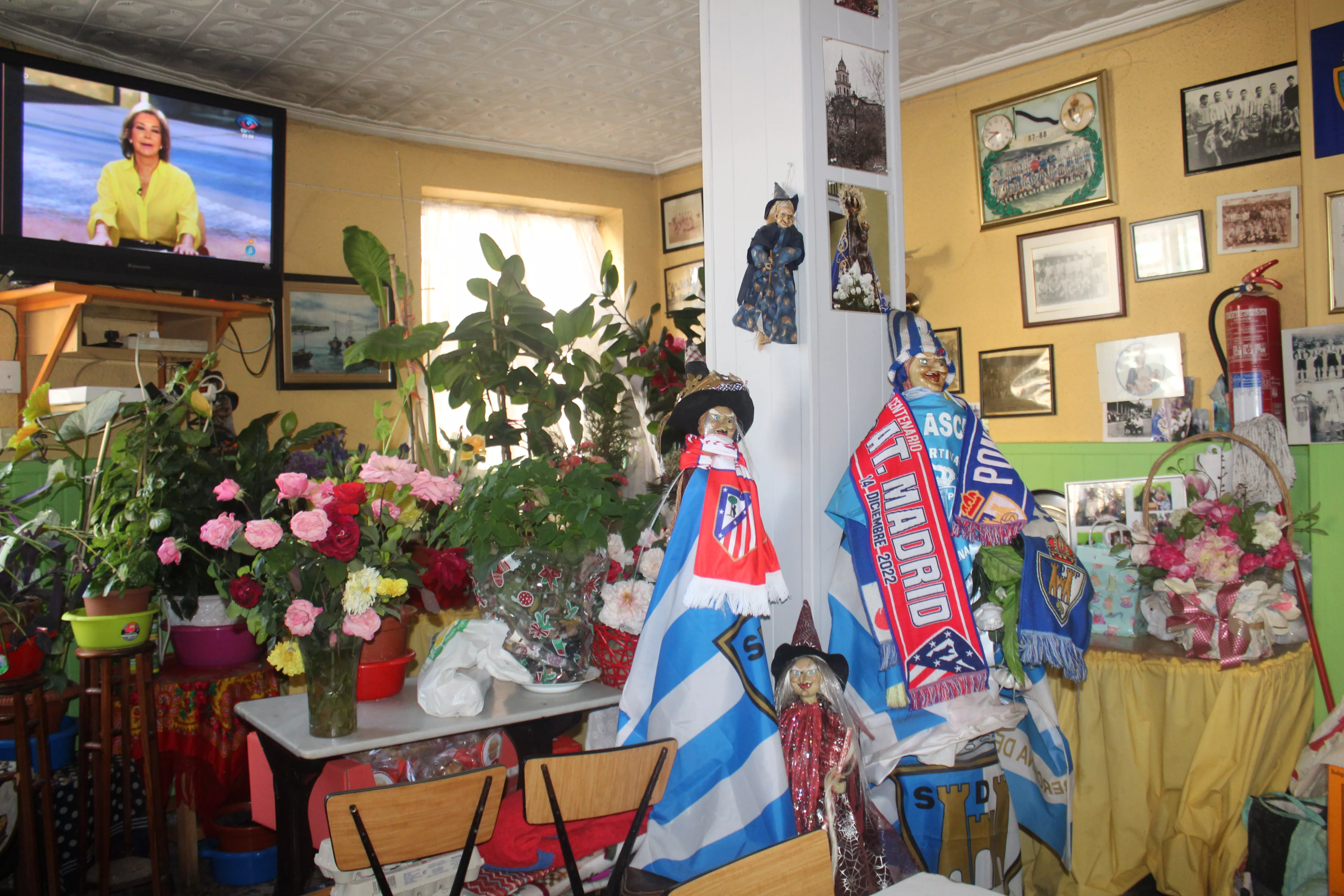 Boda de brillantes: El bar 'Candelas' cumple 75 años en Ponferrada