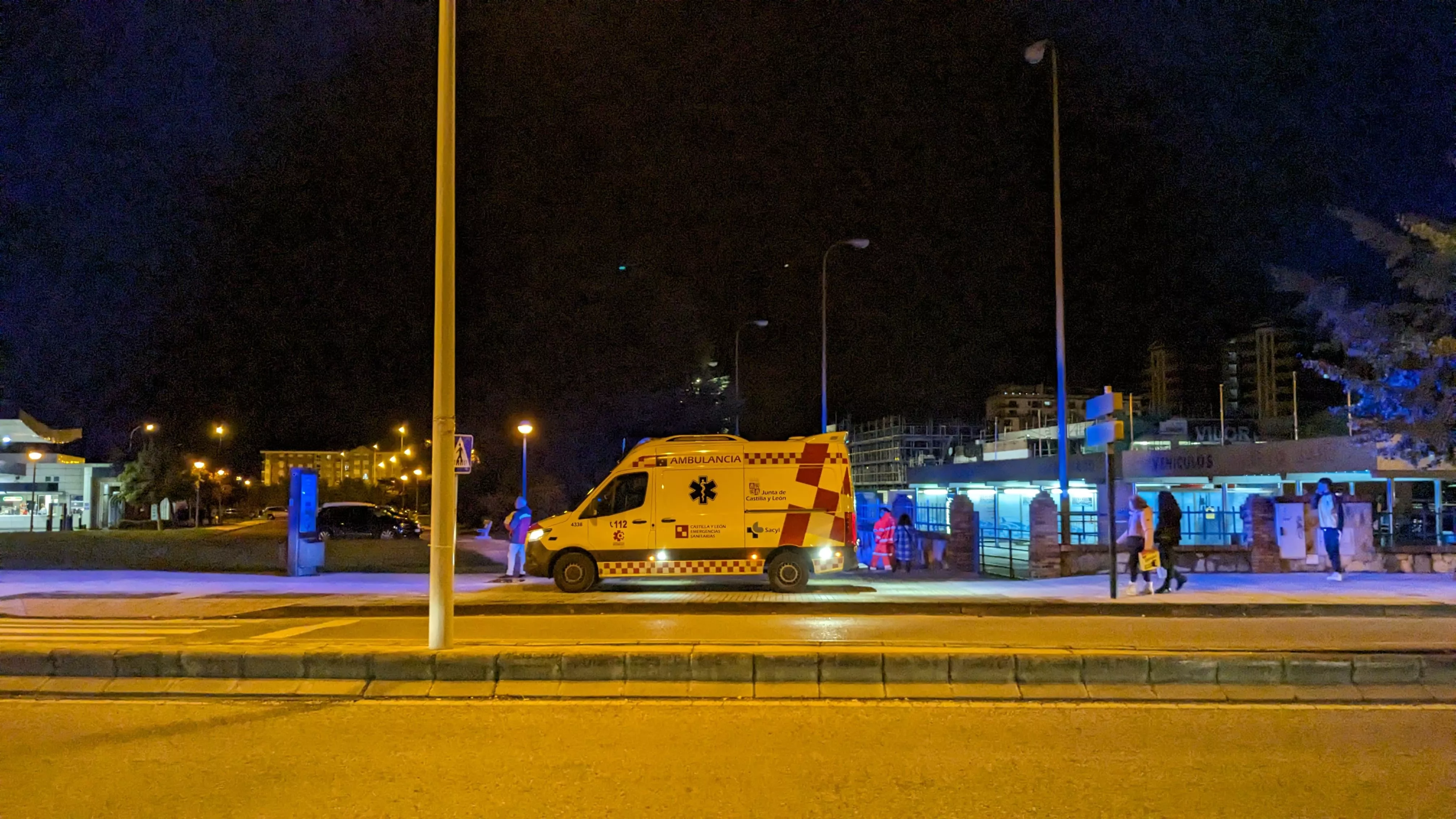 Ambulancia de noche