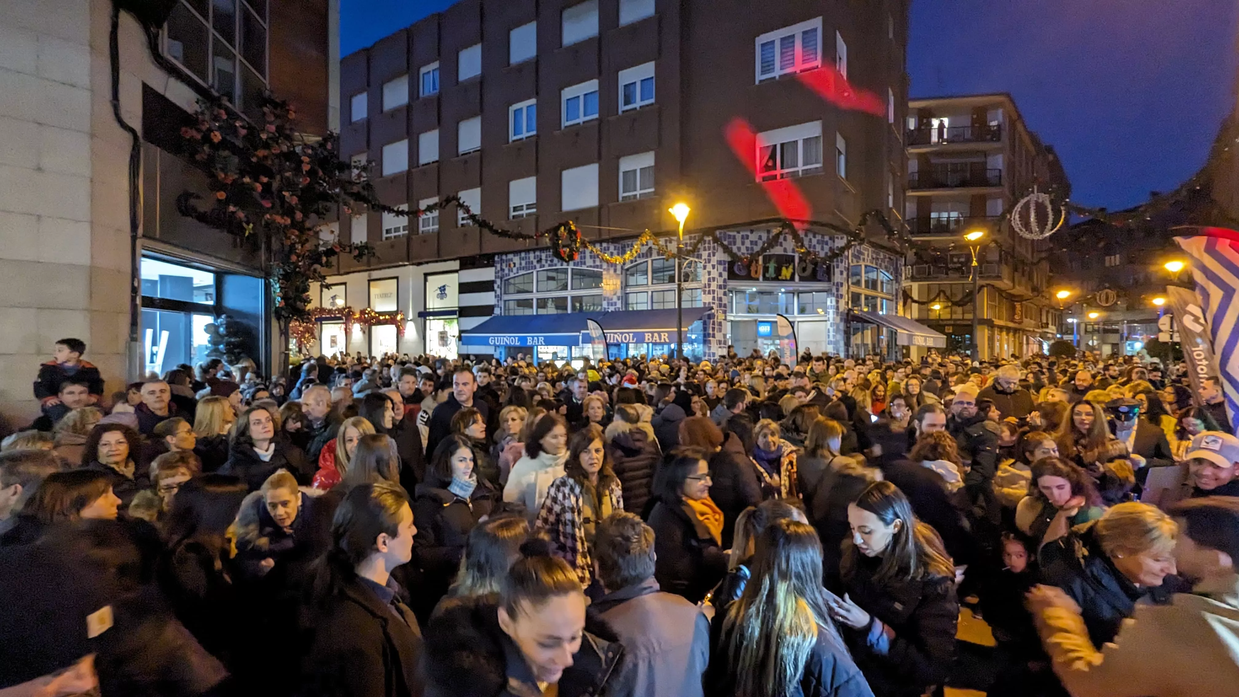 Fotos sorteo de 1000 € en el Black Friday del centro de Ponferrada