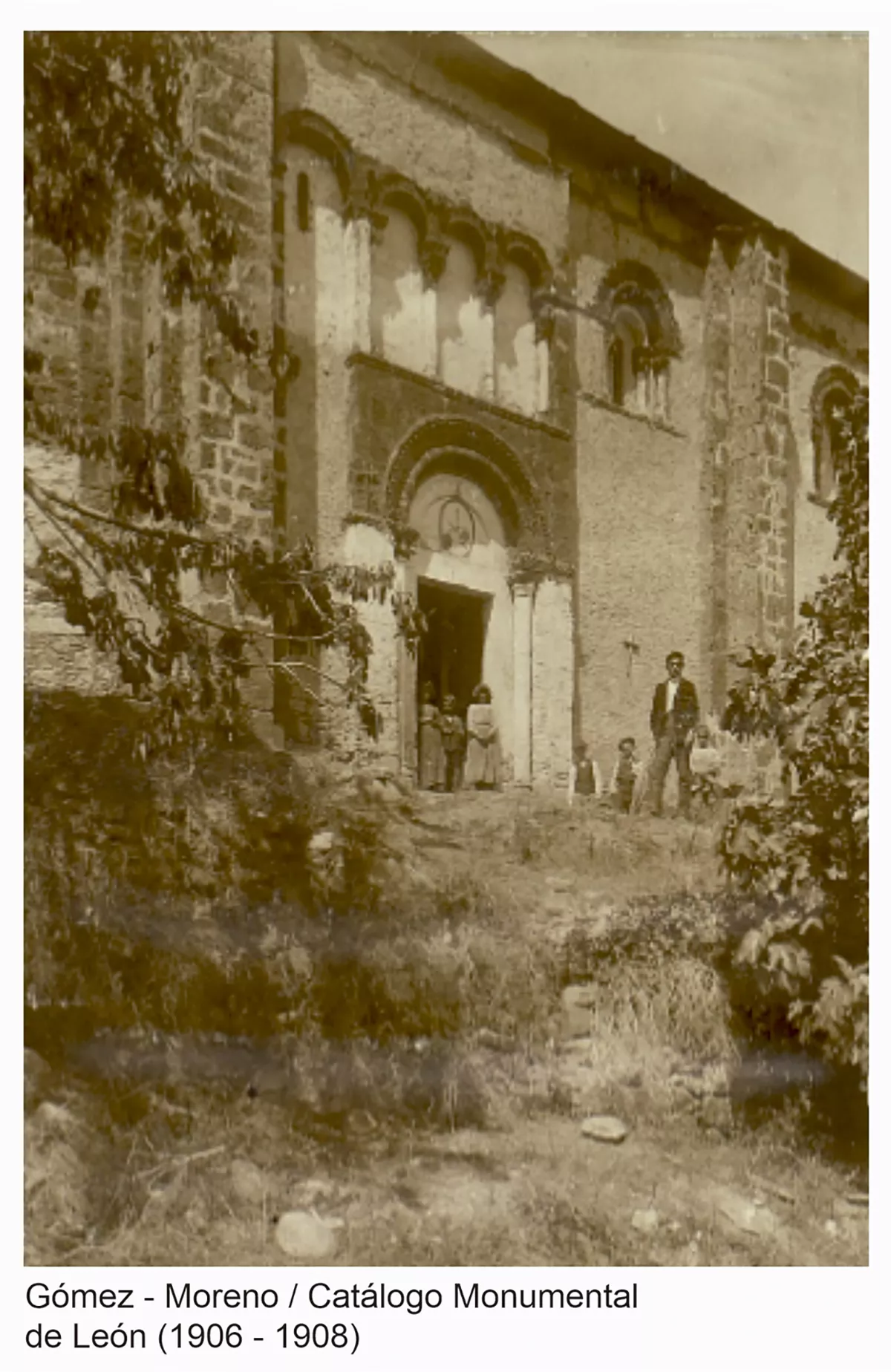 Iglesia de San Miguel de Corullón