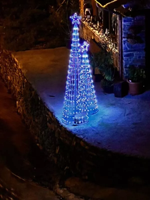 Adornos de Navidad en San Clemente de Valdueza