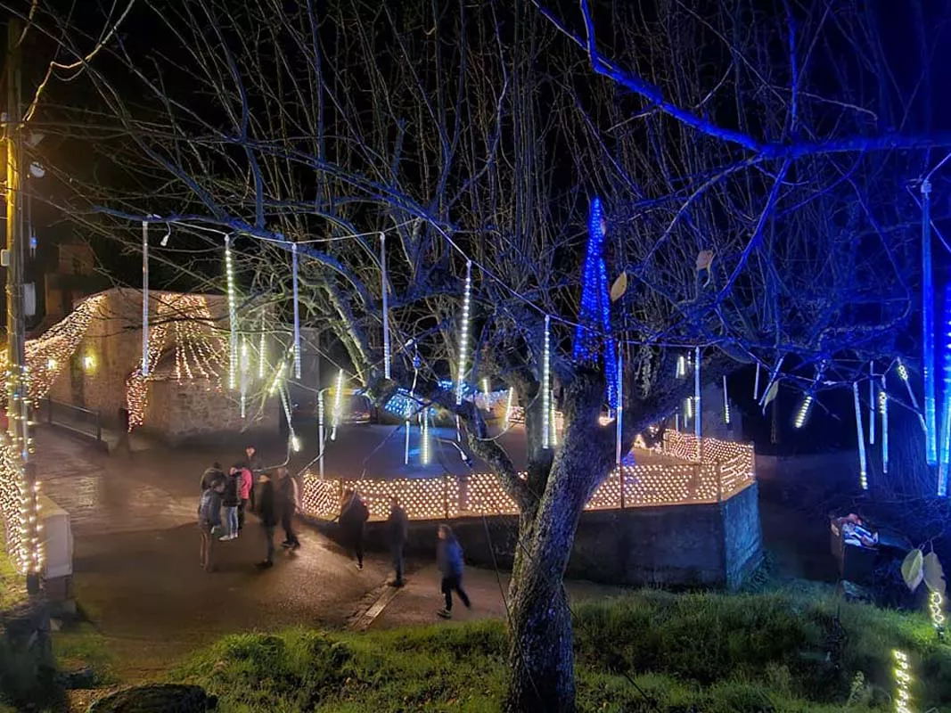 Iluminación de Navidad en Librán