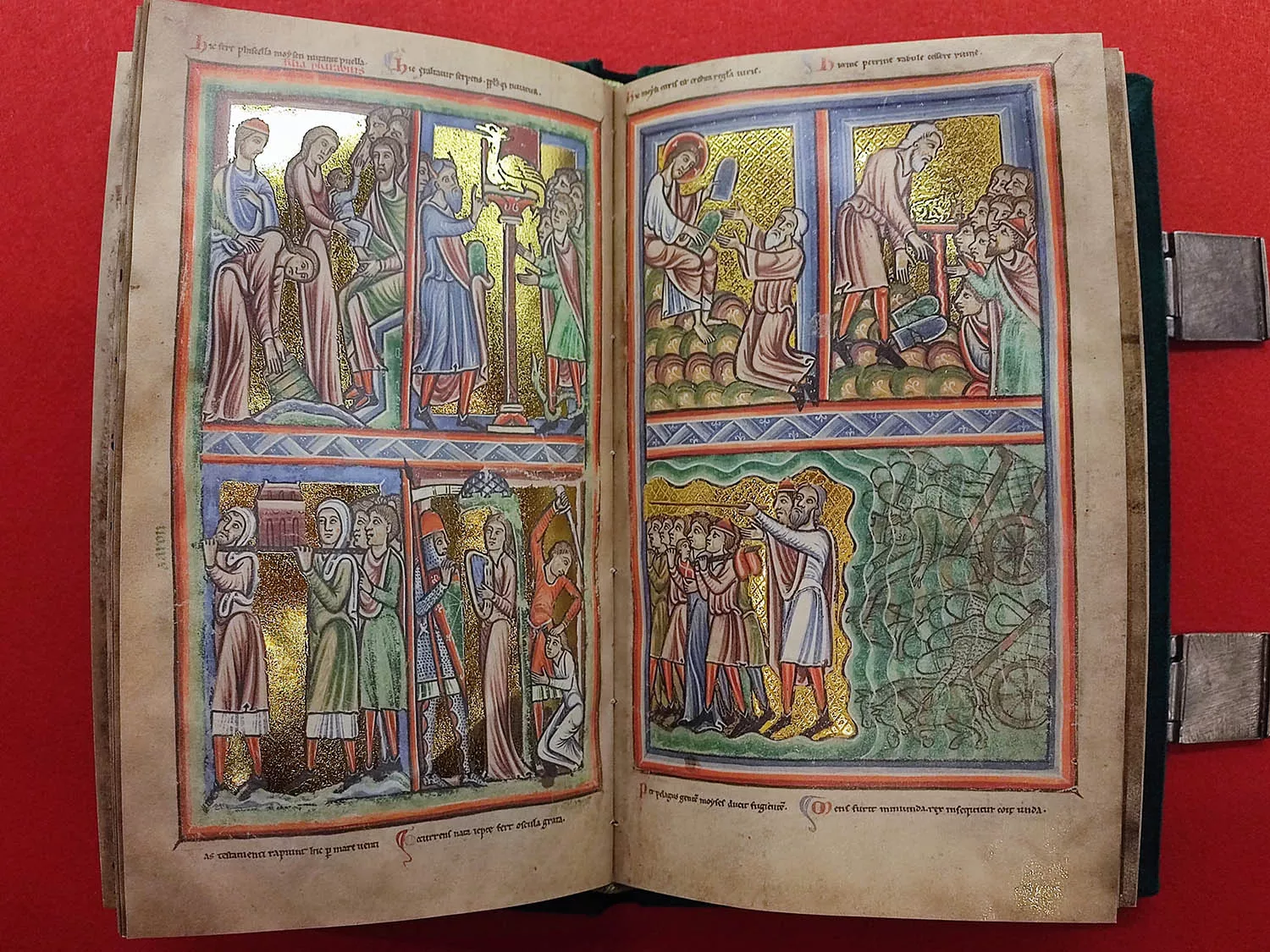 Libros para esta Navidad de la biblioterca del Castillo de los Templarios de Ponferrada 4