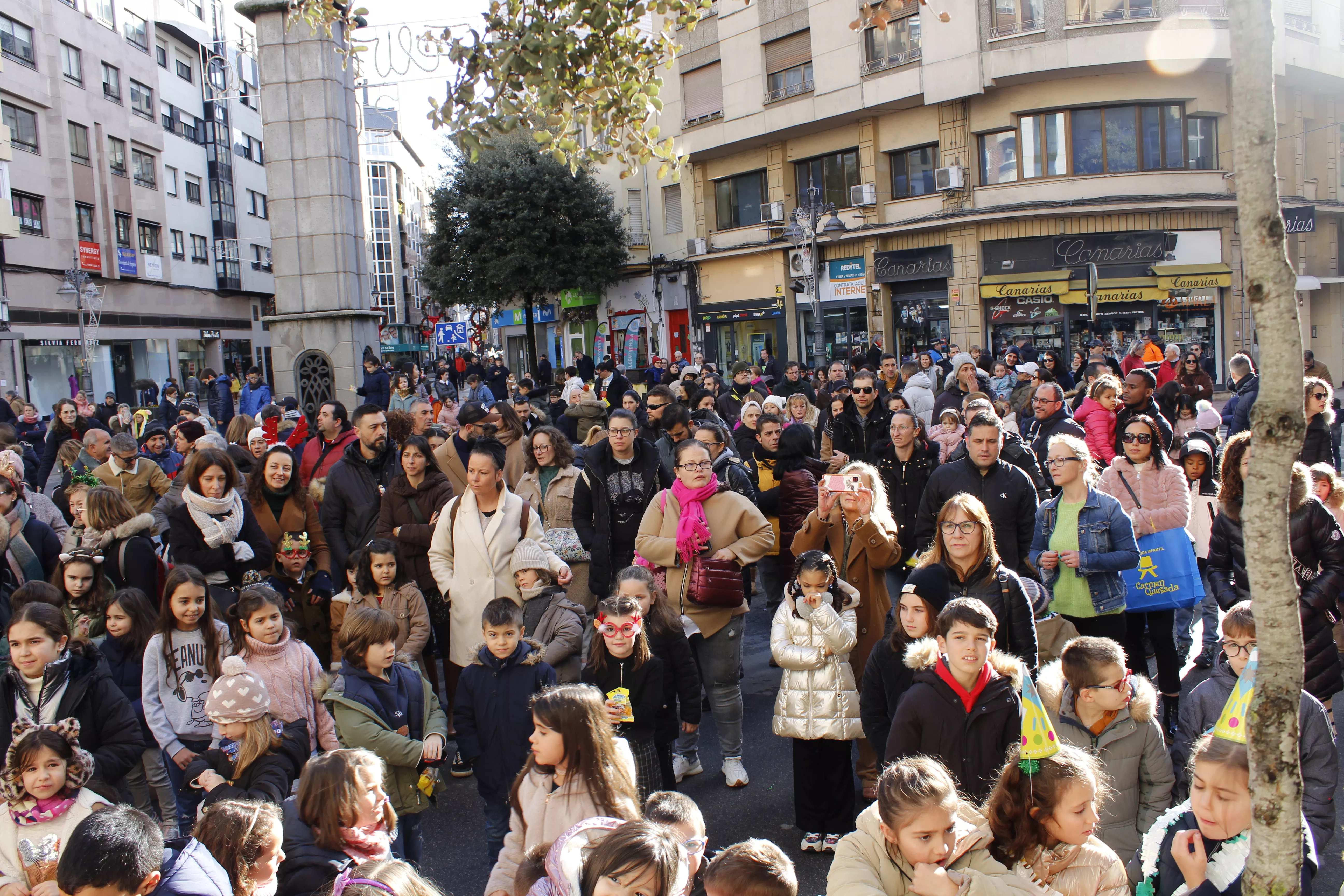 Las Campanadas Infantiles llenan de ilusión el centro de Ponferrada para que los más pequeños den la bienvenida al 2024