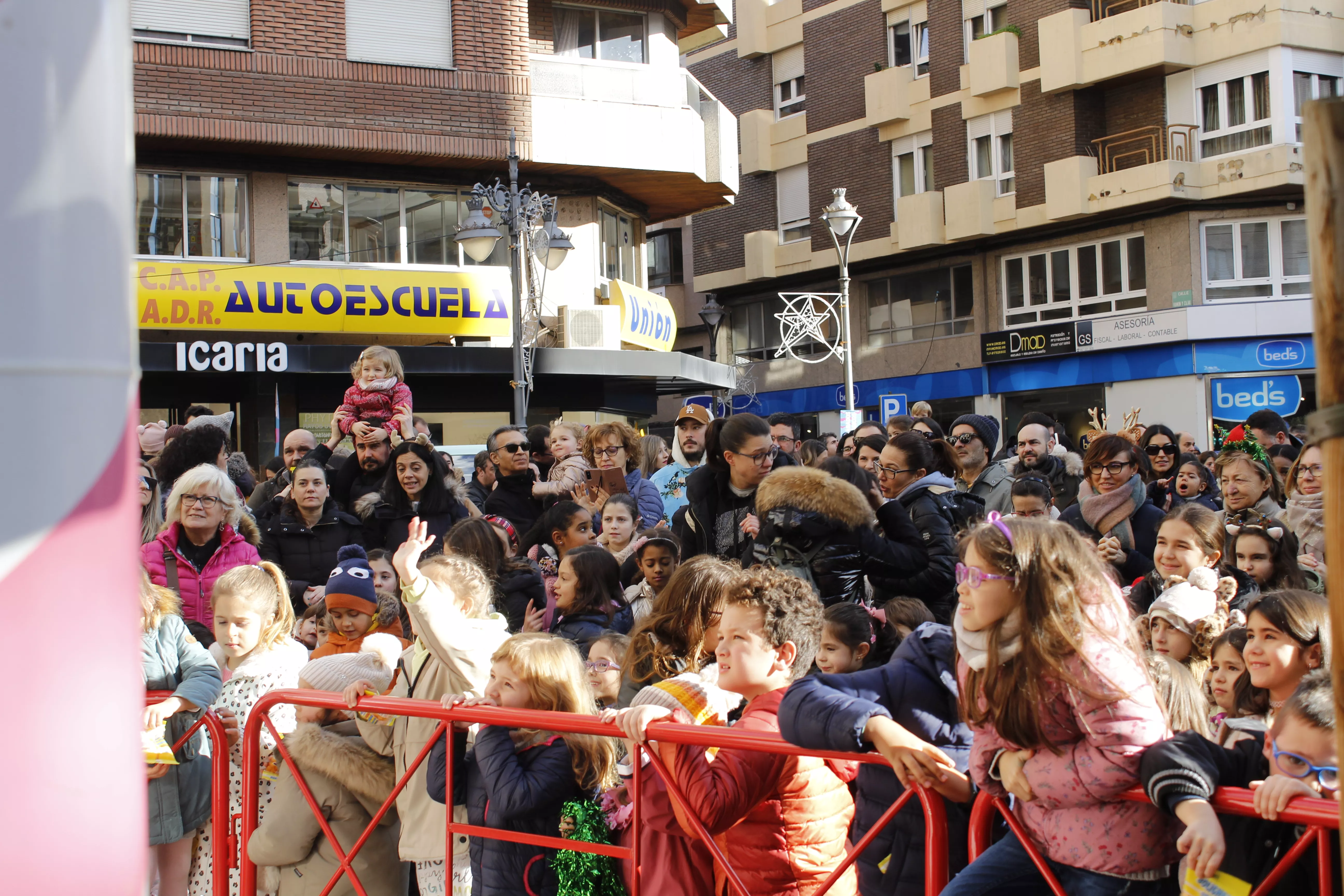 Las Campanadas Infantiles llenan de ilusión el centro de Ponferrada para que los más pequeños den la bienvenida al 2024