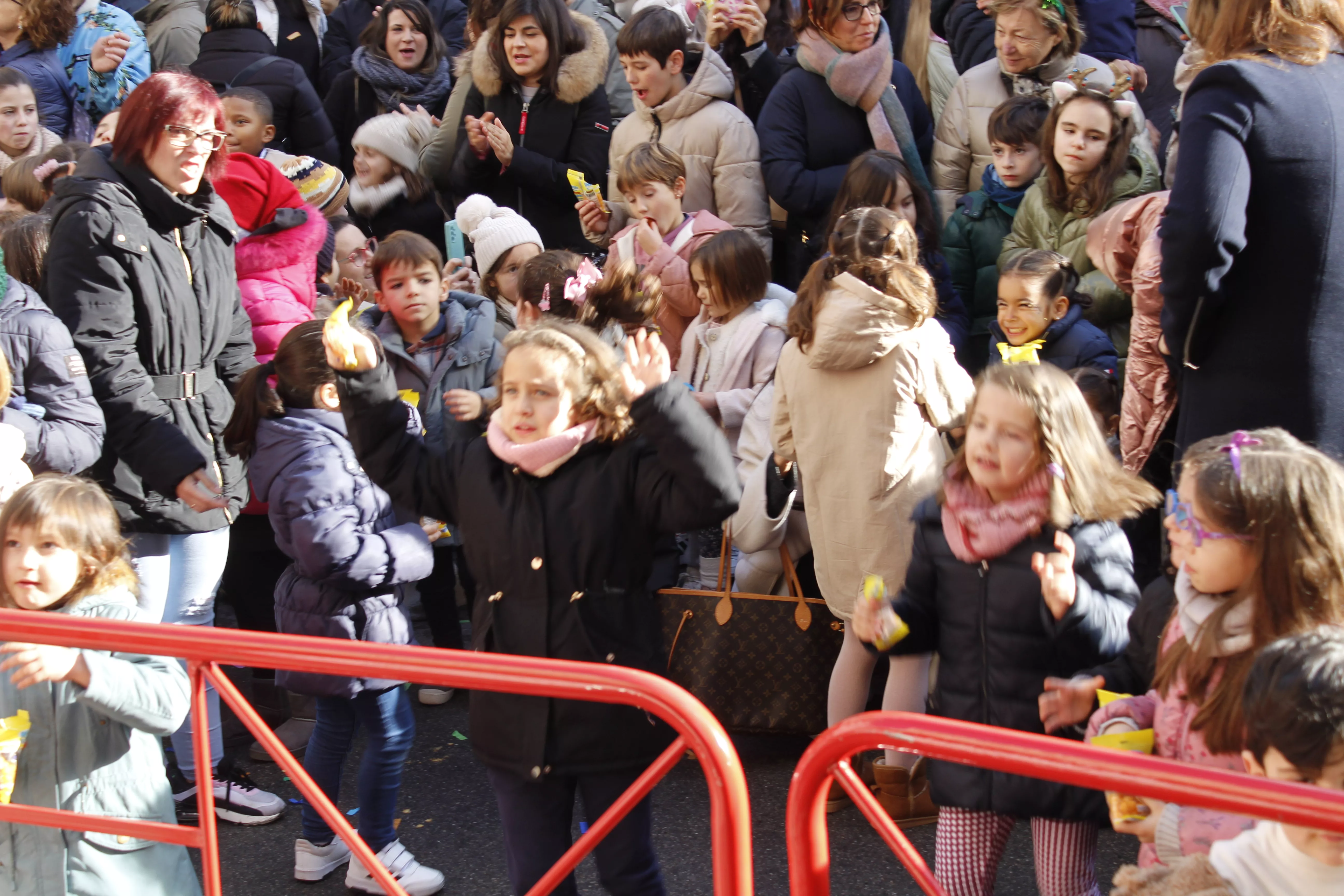 Las Campanadas Infantiles llenan de ilusión el centro de Ponferrada para que los más pequeños den la bienvenida al 2024