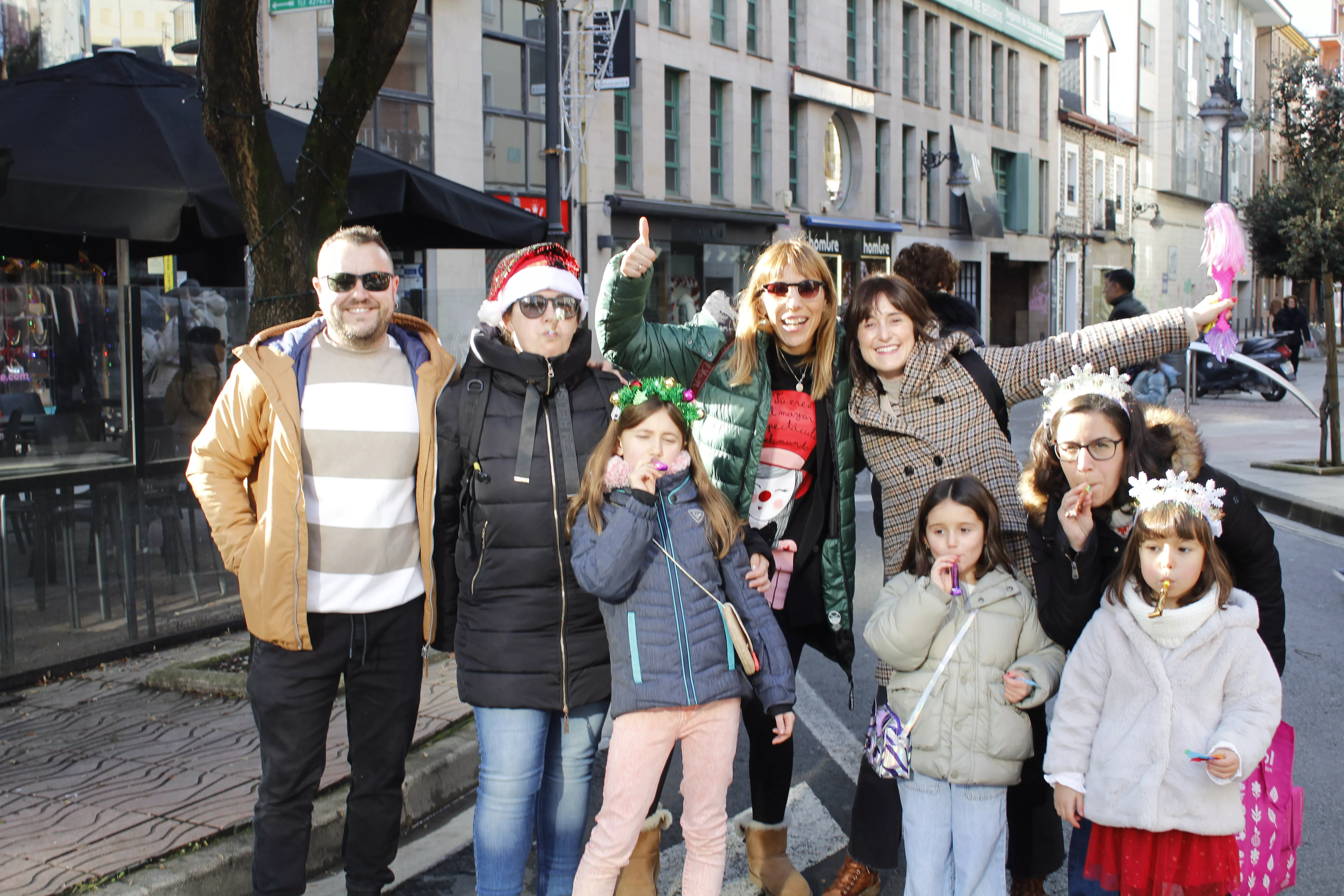 Las Campanadas Infantiles llenan de ilusión el centro de Ponferrada para que los más pequeños den la bienvenida al 2024