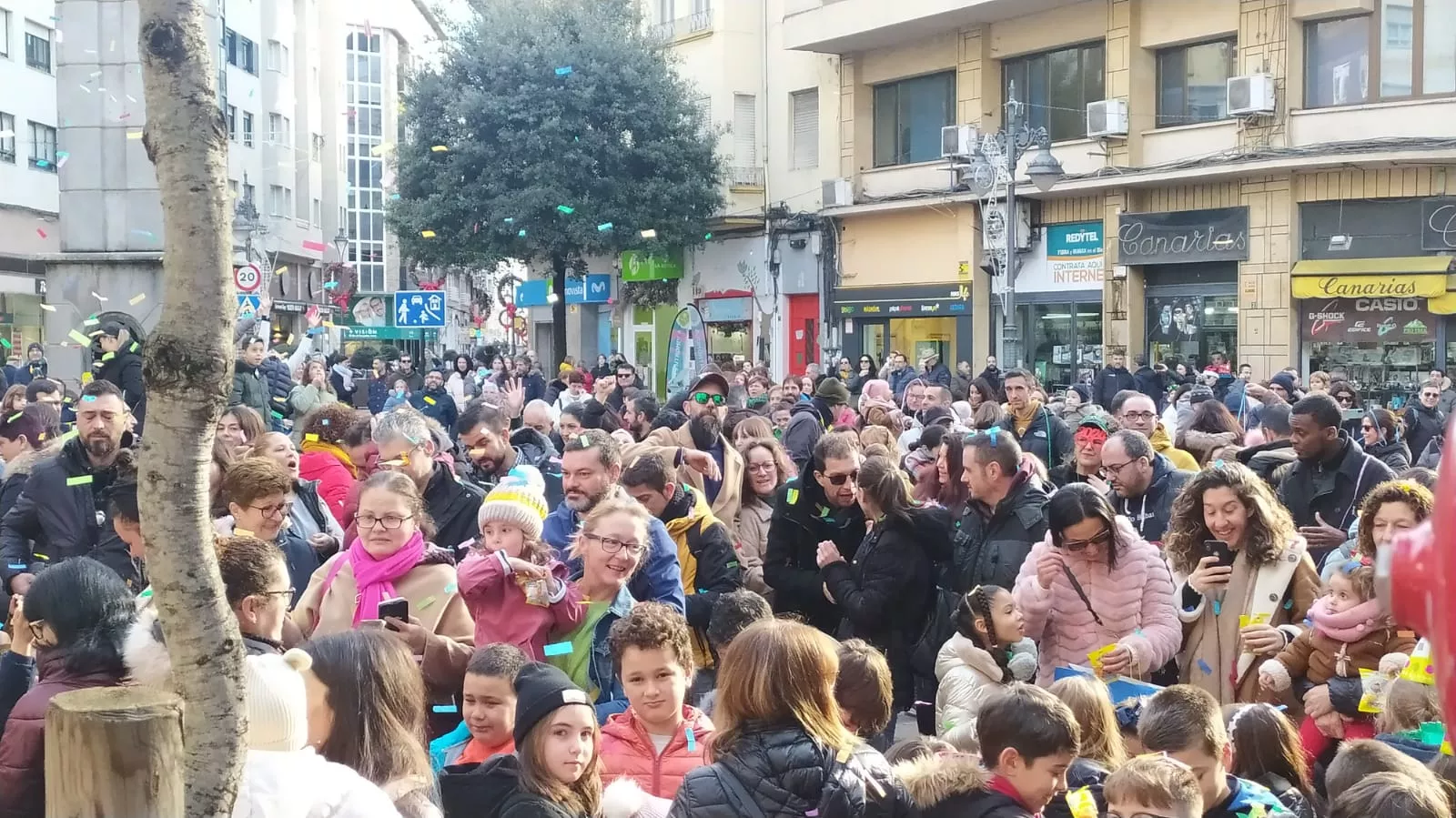 Las Campanadas Infantiles llenan de ilusión el centro de Ponferrada para que los más pequeños den la bienvenida al 2024