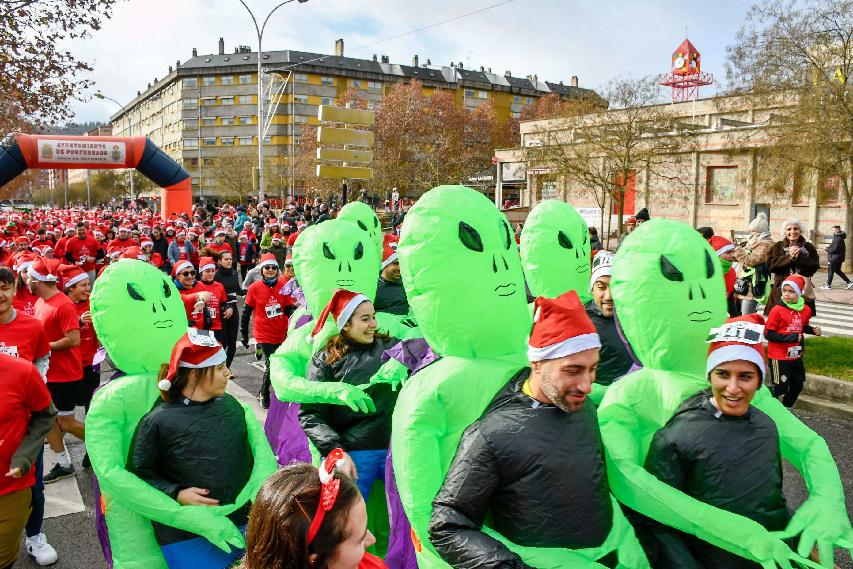 Concurrida San Silvestre de Ponferrada para despedir el 2023 a toda zapatilla