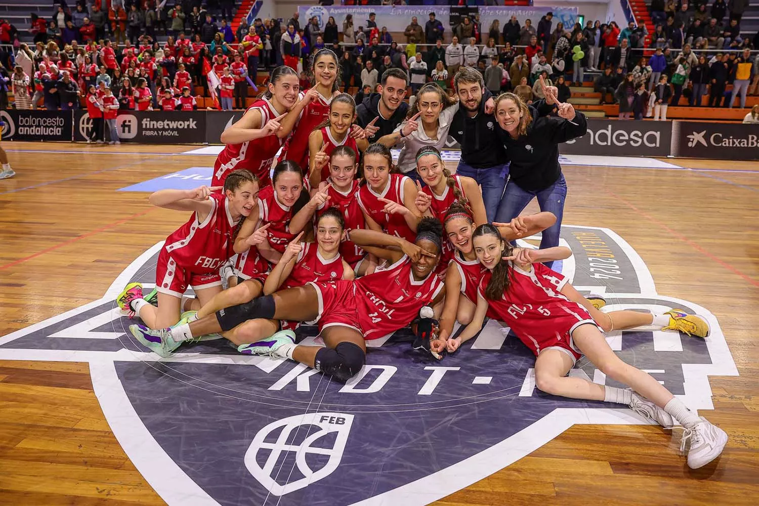 Baloncesto Femenino Infantil Castilla y León | @BaloncestoESP