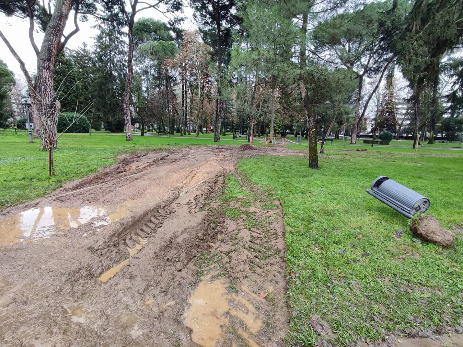 Traslado del busto de Gómez Núñez del Plantío a la calle con su nombre en Ponferrada.