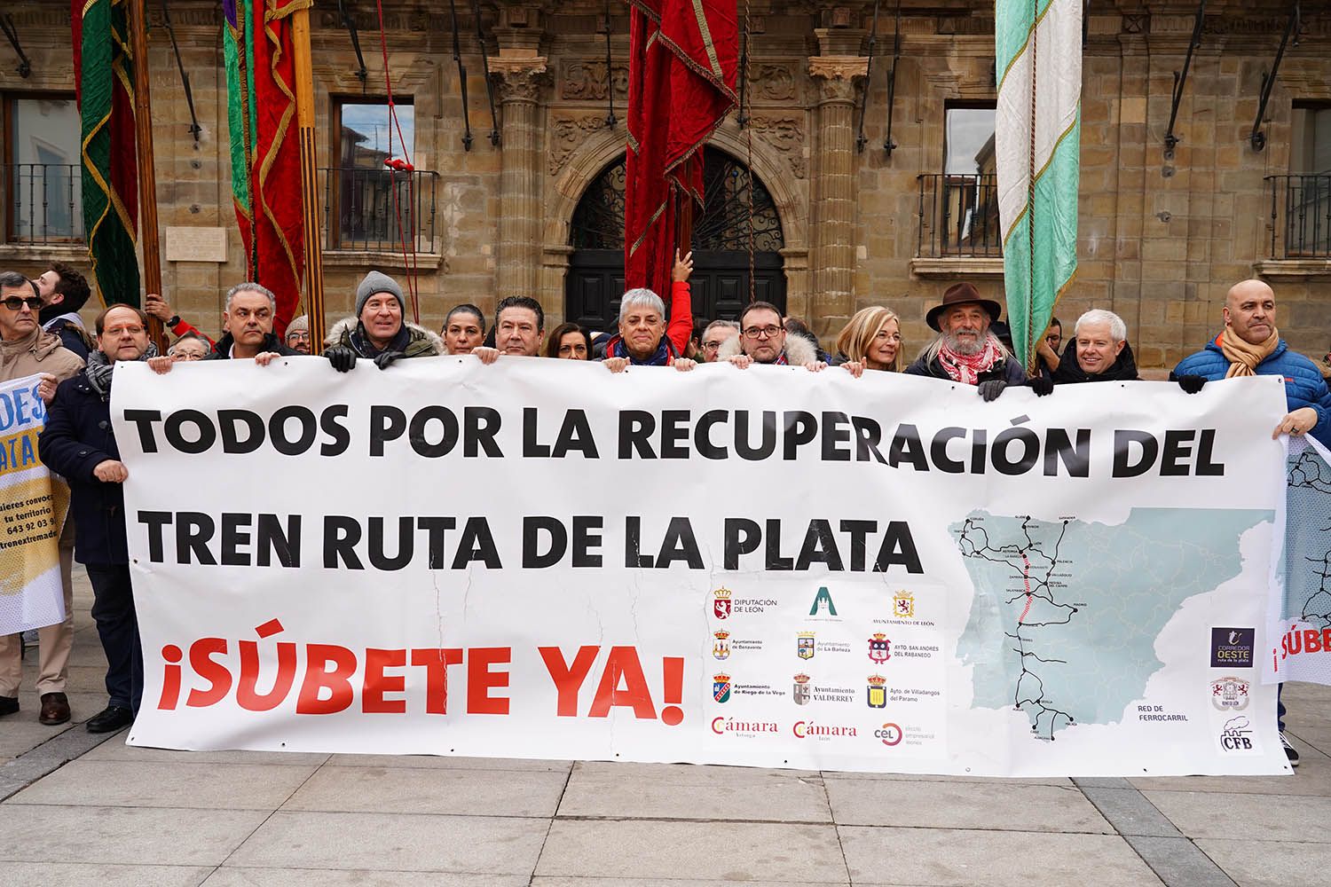 Concentración en Astorga por la recuperación de la vía ferroviaria de la Ruta de la Plata | Campillo (ICAL)