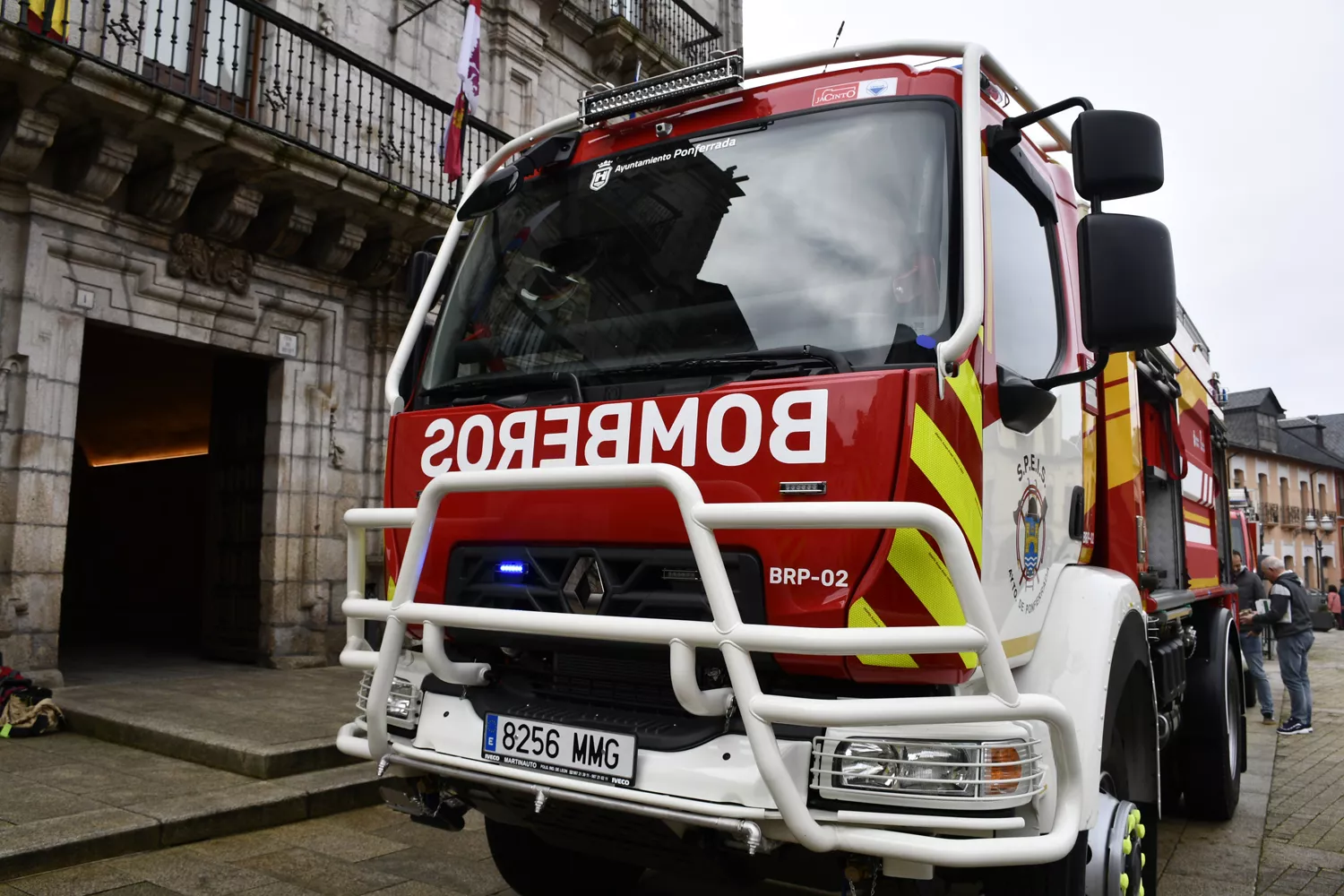 Nuevo camión de bomberos (3)