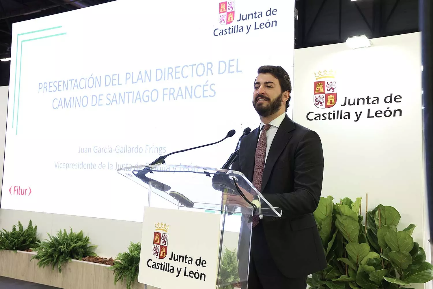 El vicepresidente de la Junta, Juan García Gallardo, presenta los resultados del Plan Director del Camino De Santiago Frances