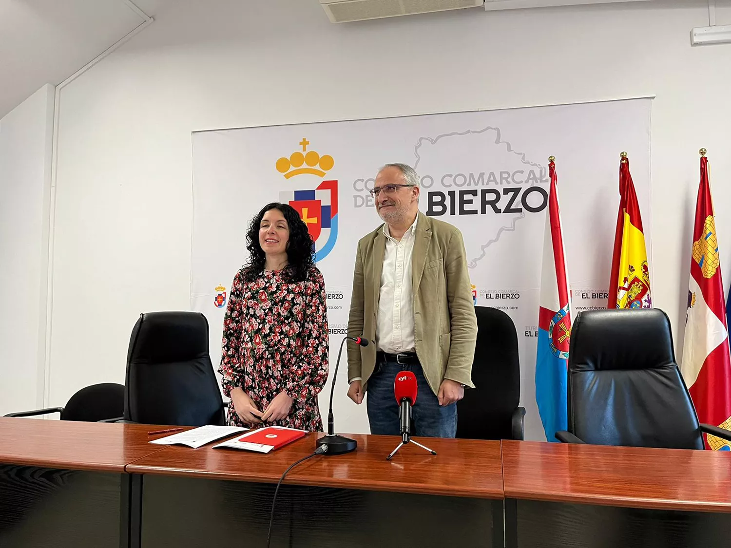 Presentación del proyecto 'Comanda en ruta, un paso más' para la creación de una gatroescuela en Molinaseca