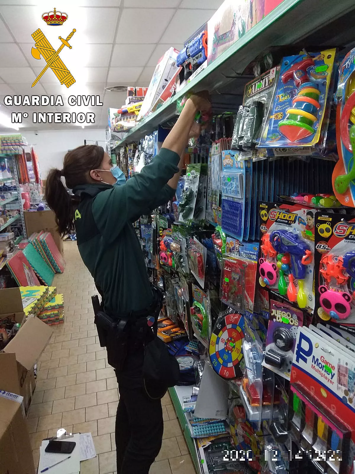 Intervienen 400 juguetes peligrosos listos para su venta en establecimientos de la provincia de Soria.