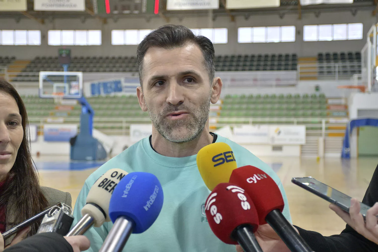 Álex Miguélez (Crossfit Ponferrada) presenta la competición de crossfit February Challenge 2