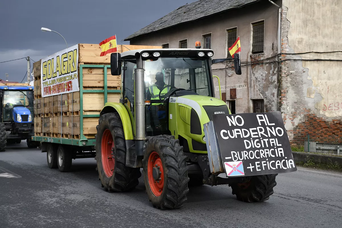 Tractorada del Bierzo a su paso por Ponferrada (8)