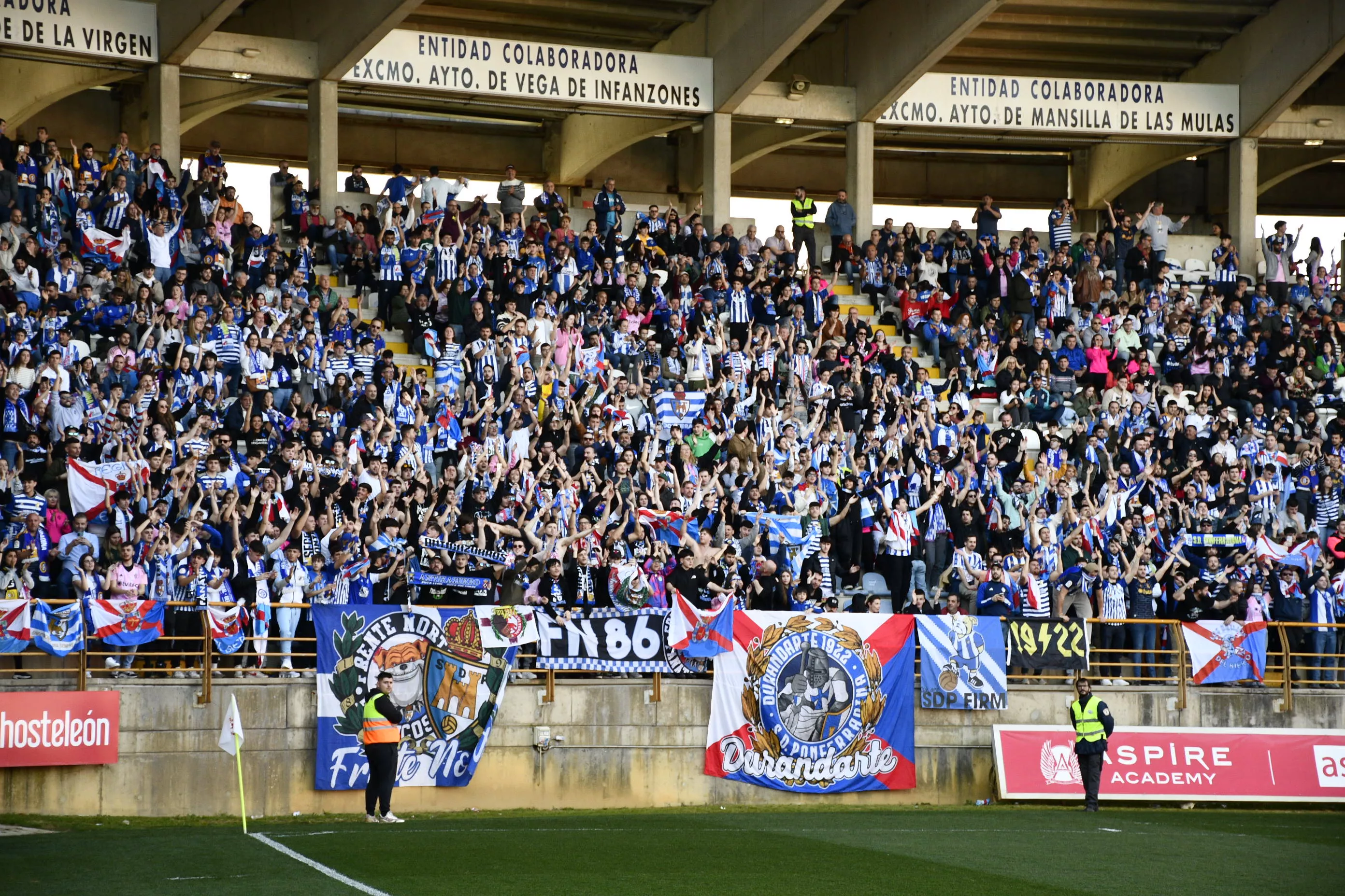 El derbi en la grada 