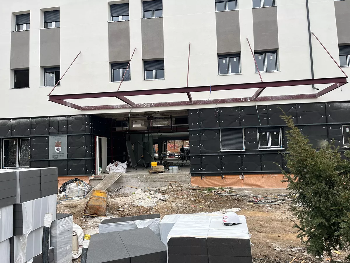 Avance de las obras en el futuro colegio mayor de Ponferrada (4)