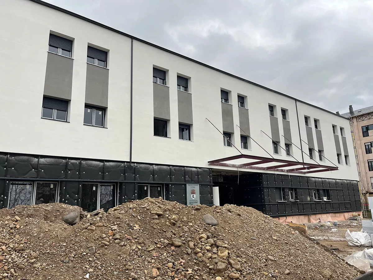 Avance de las obras en el futuro colegio mayor de Ponferrada (11)