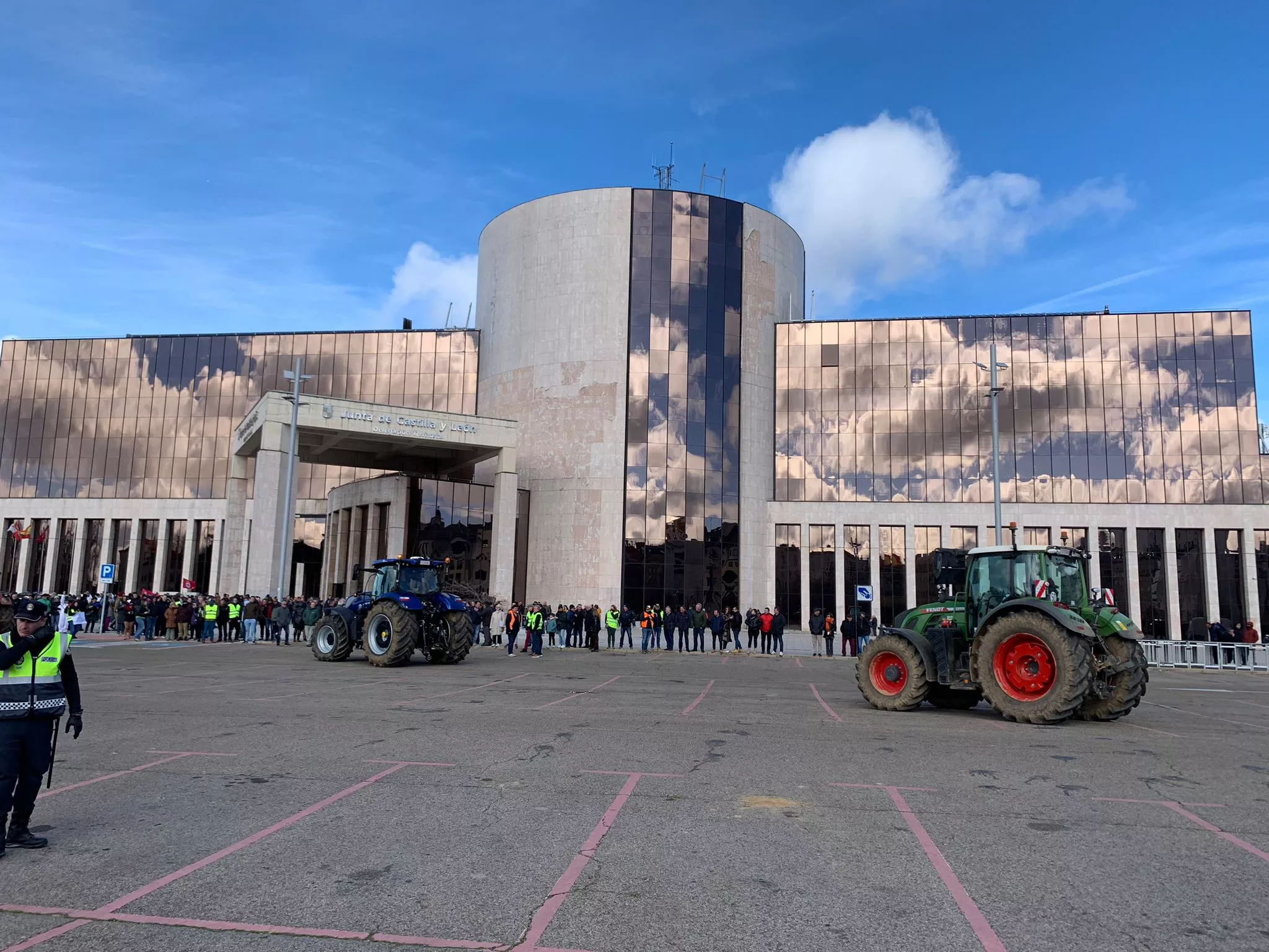 La tractorada ya está en la Junta