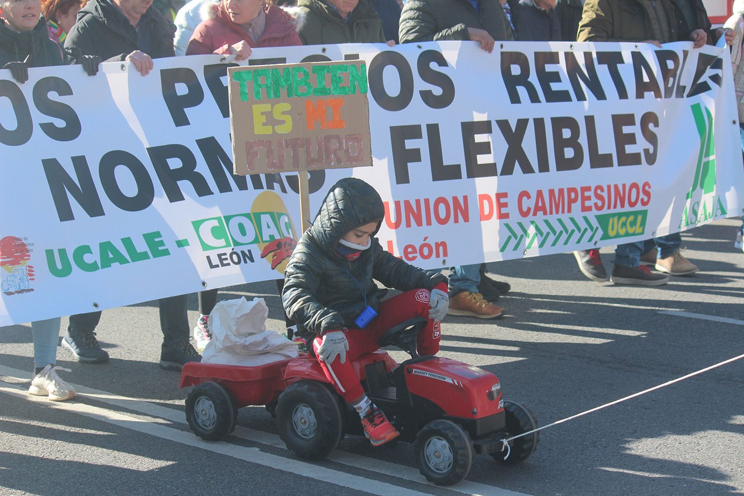 Tractorada convocada por las OPAS en León