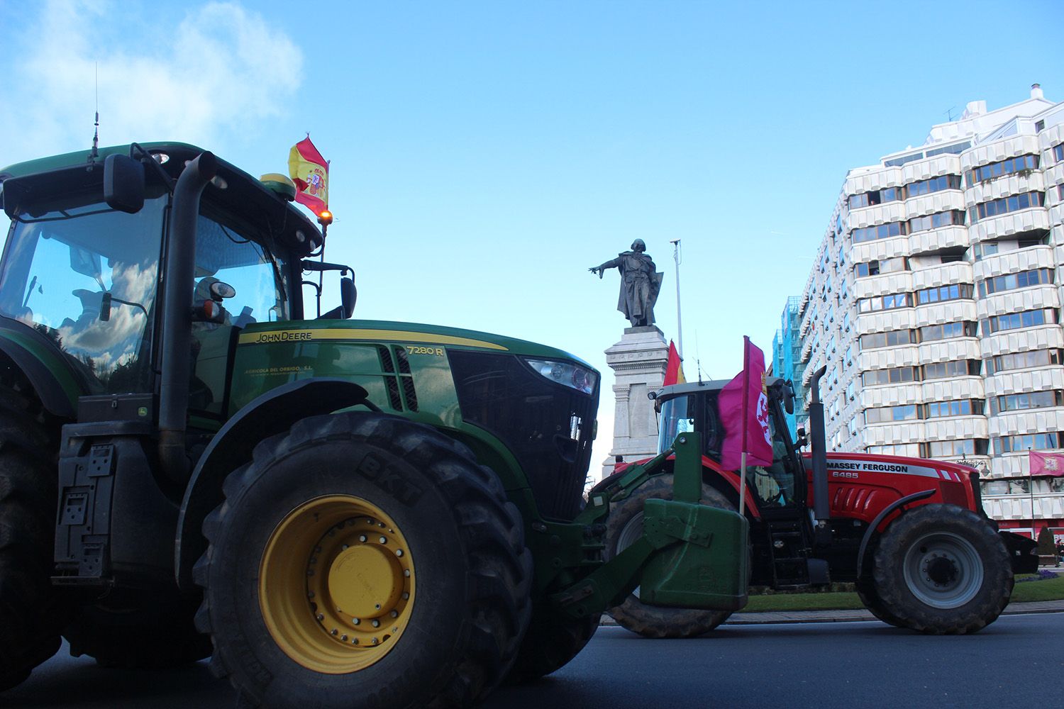 Tractorada convocada por las OPAS en León