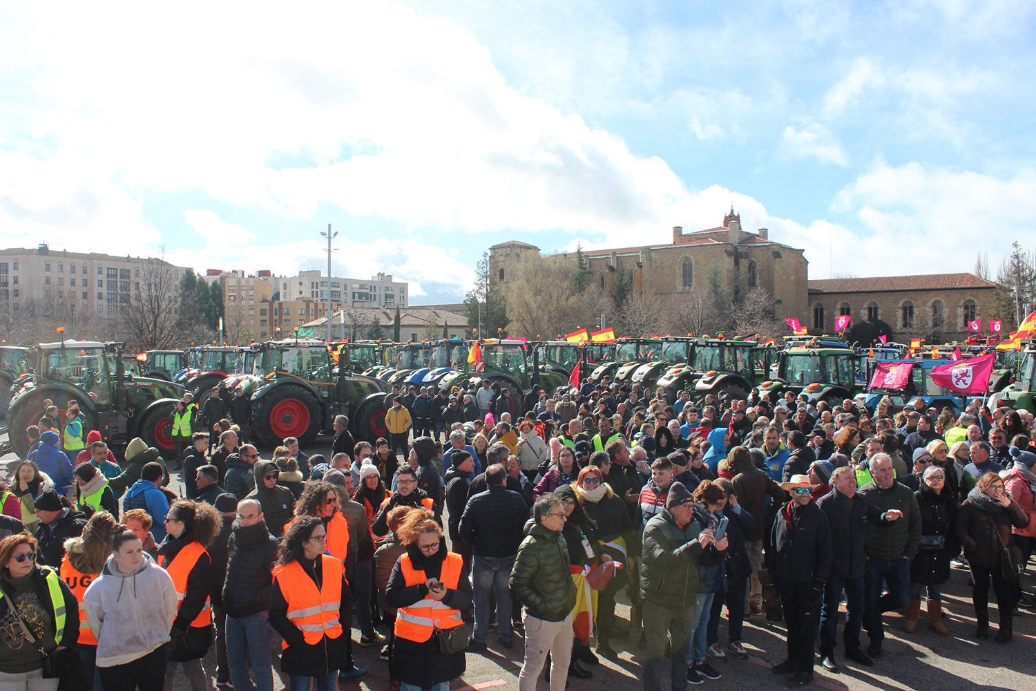 Tractorada convocada por las OPAS en León