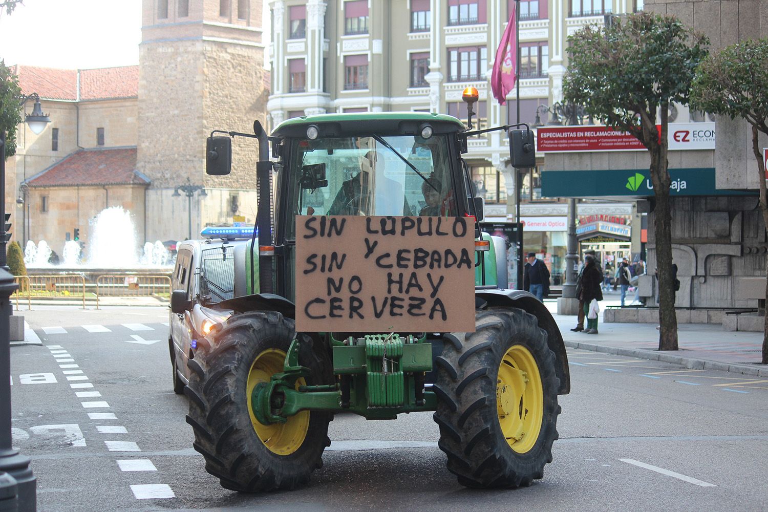 Tractorada convocada por las OPAS en León