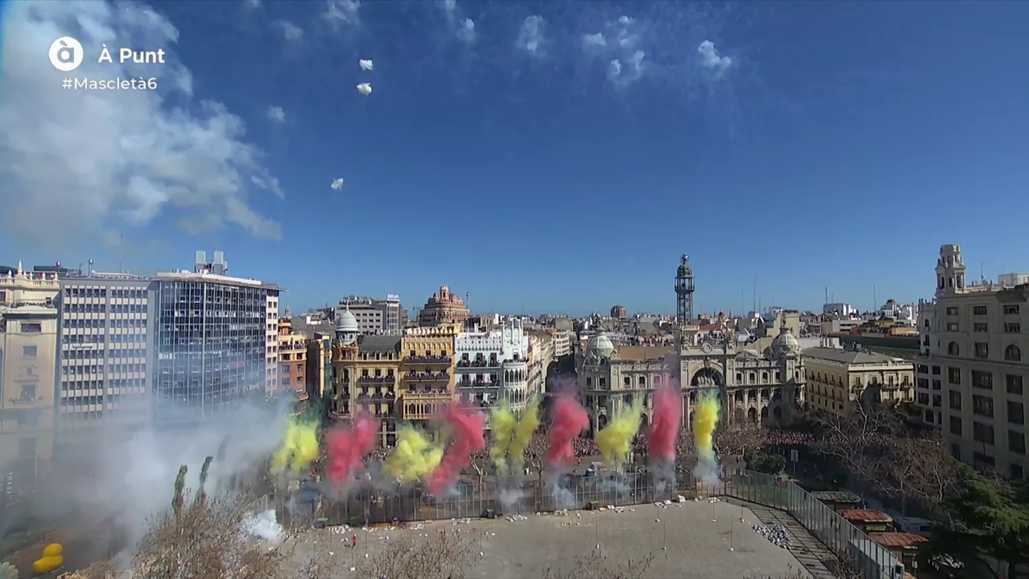 Pibierzo 'retumba' Valencia en la mascletá