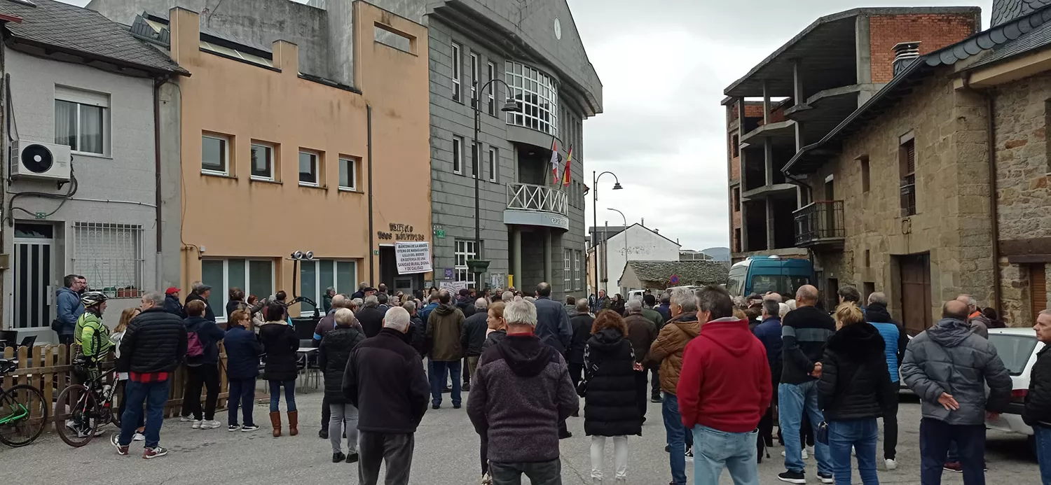 Imagen de la concentración en Lillo del Bierzo