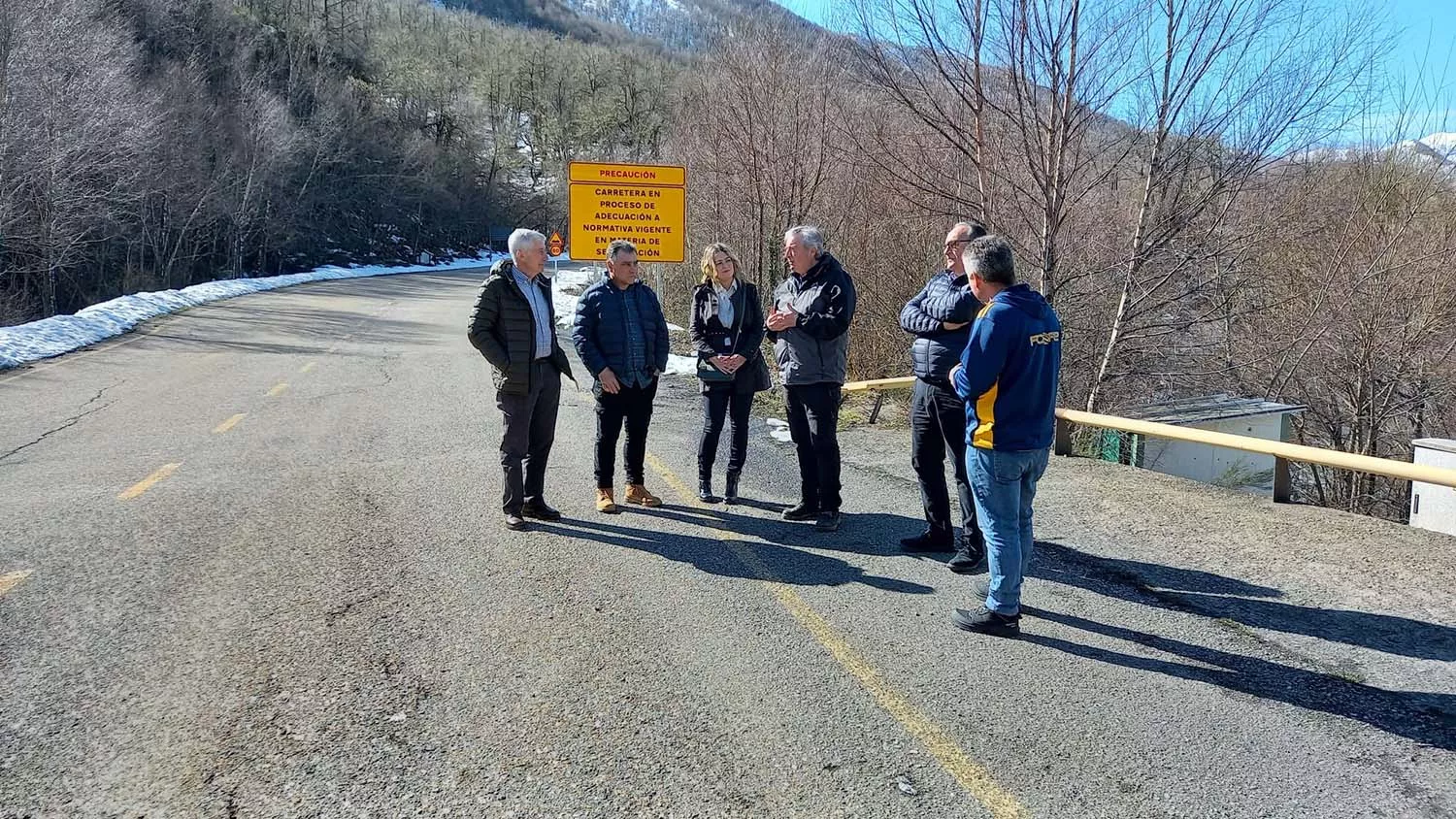 Visita de los diputados del PP a la carretera Valdeprado.