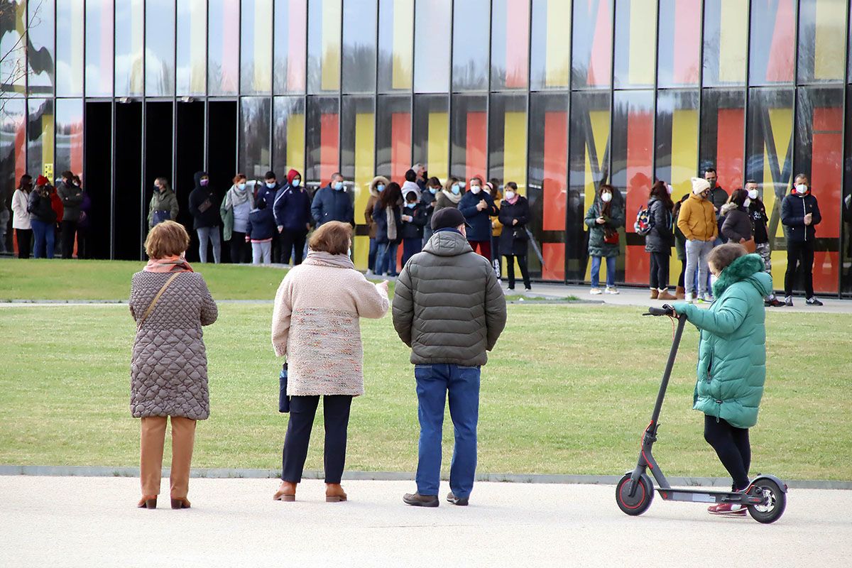 El Palacio De Exposiciones De León Se Suma A La Vacunación A Los Mayores De 80 Años 7418