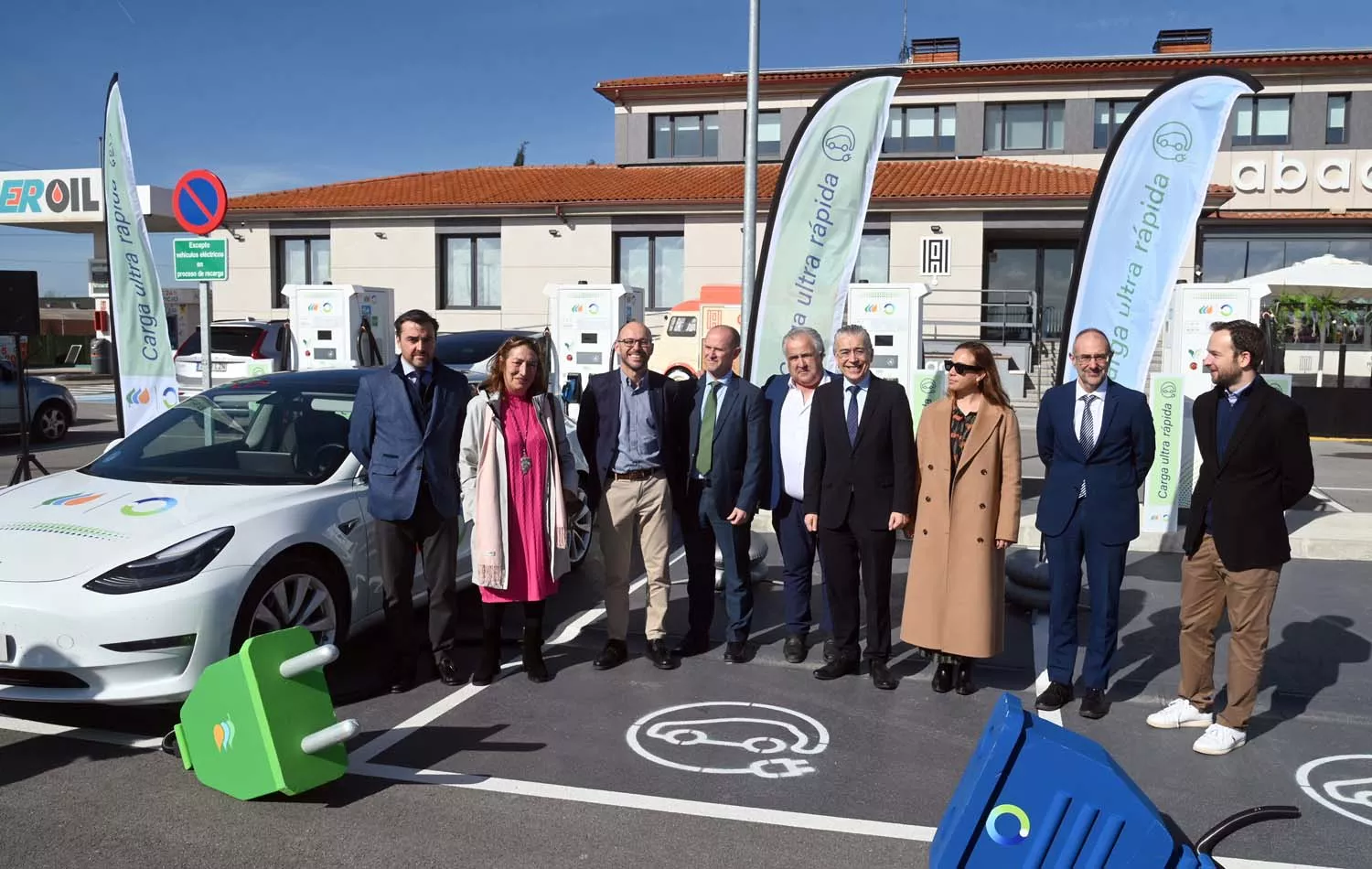 Iberdrola | bp pulse pone en marcha la primera gran estación de recarga ultrarrápida de vehículos eléctricos en Burgos para la carga simultánea de 8 vehículos