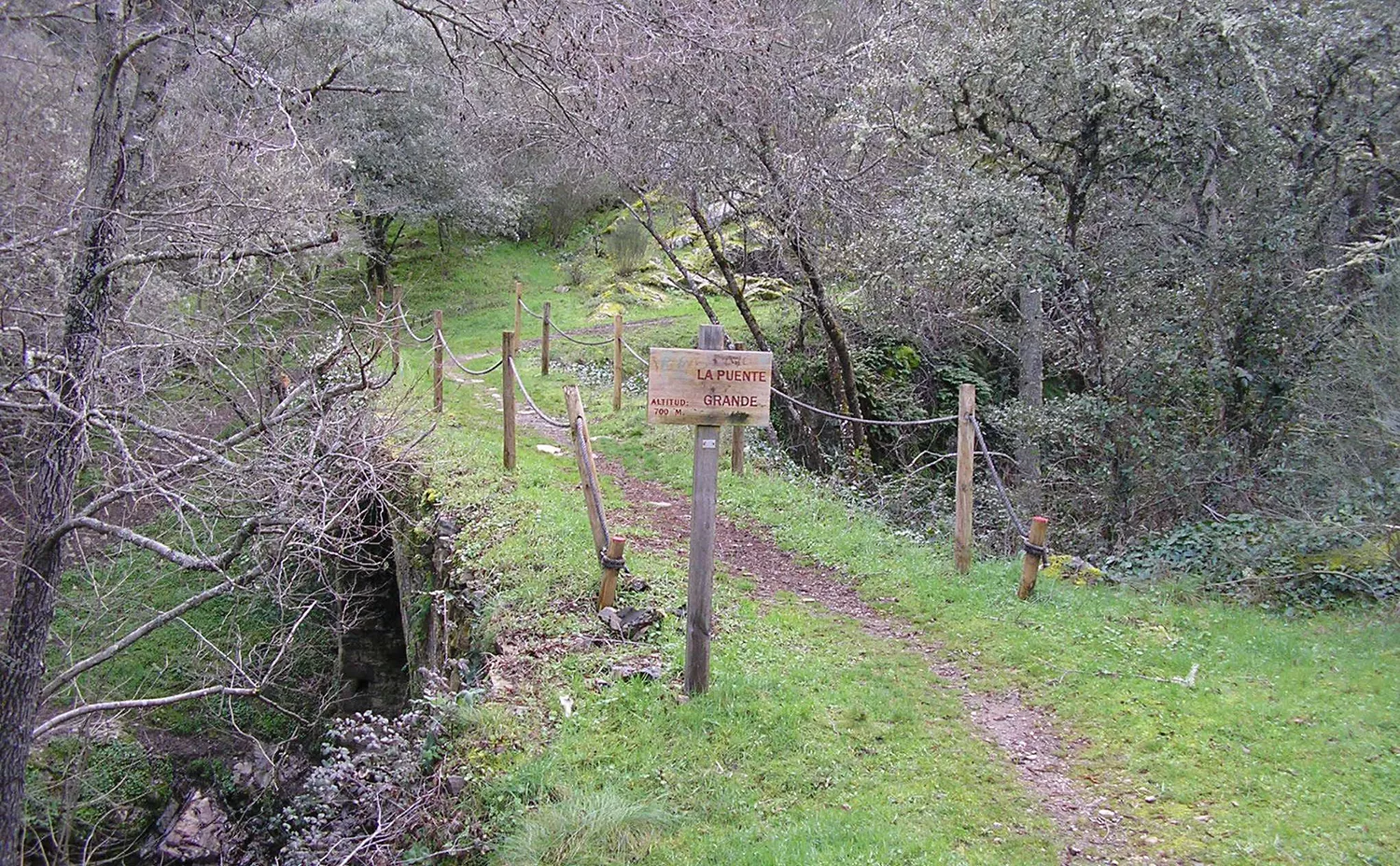 Una ruta de senderismo organizada por la ULE recorrerá las 'Puentes de Malpaso'